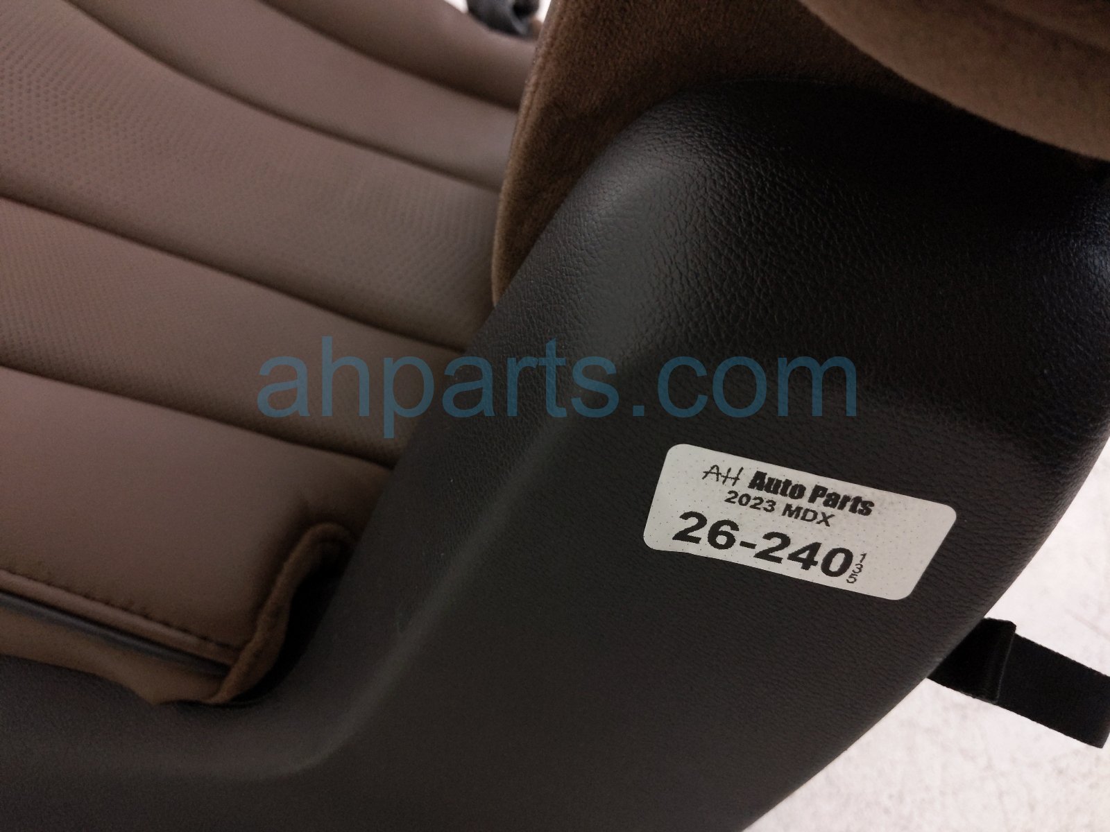 2023 Acura MDX Rear / Back (2nd Row) 2nd Row Driver Seat Assy Brn Lthr 81721 TYA A61ZB Replacement 2023 Acura MDX Rear / Back (2nd Row) 2nd Row Driver Seat Assy Brn Lthr 81721 TYA A61ZB Replacement thumbnail