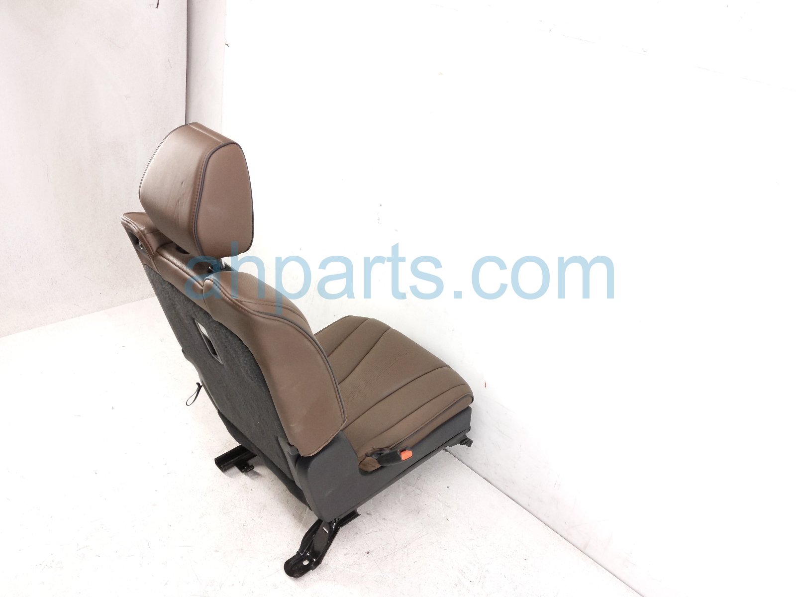 2023 Acura MDX Rear / Back (2nd Row) 2nd Row Driver Seat Assy Brn Lthr 81721 TYA A61ZB Replacement 2023 Acura MDX Rear / Back (2nd Row) 2nd Row Driver Seat Assy Brn Lthr 81721 TYA A61ZB Replacement thumbnail