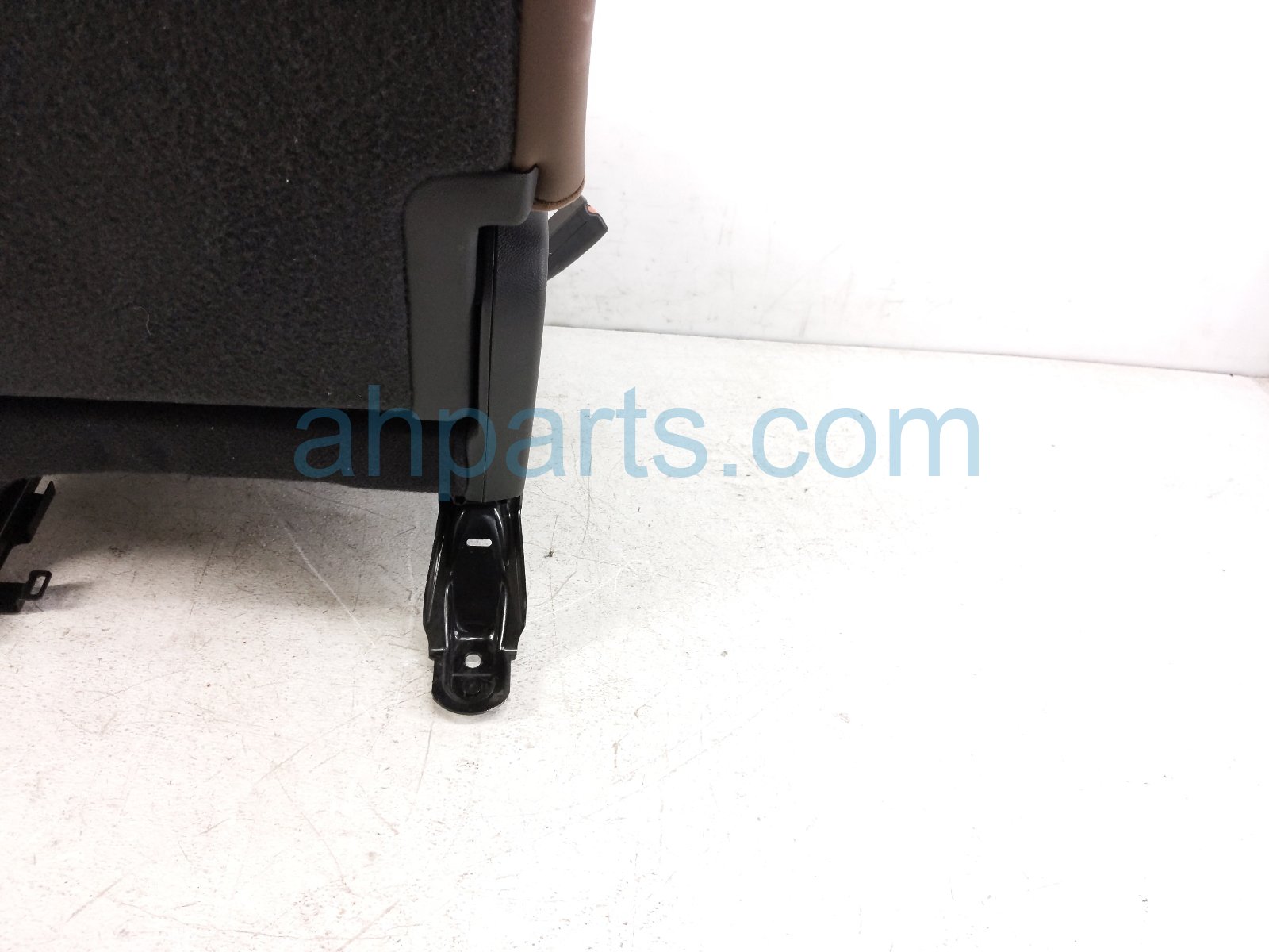 2023 Acura MDX Rear / Back (2nd Row) 2nd Row Driver Seat Assy Brn Lthr 81721 TYA A61ZB Replacement 2023 Acura MDX Rear / Back (2nd Row) 2nd Row Driver Seat Assy Brn Lthr 81721 TYA A61ZB Replacement thumbnail