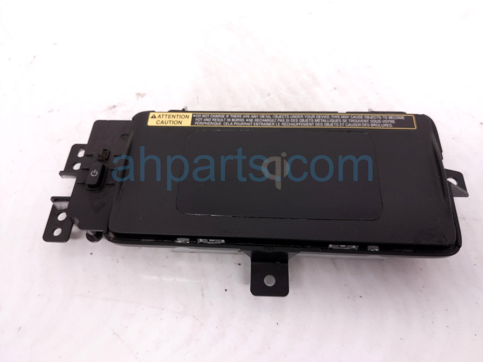 Toyota WIRELESS PHONE CHARGER UNIT *