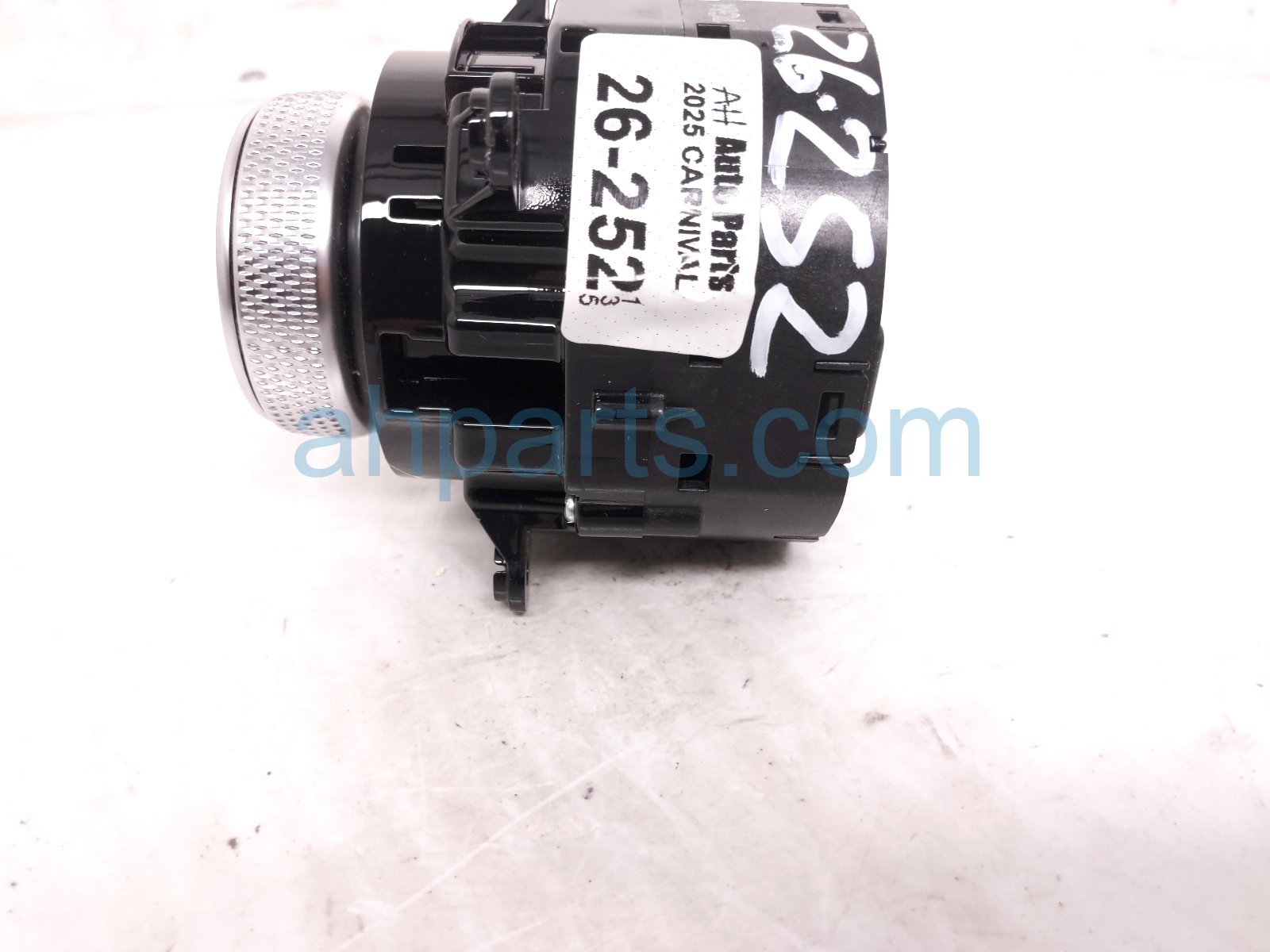 2025 Kia Carnival Rotary Gear Shifter Assy 467W0 ES100 Replacement 2025 Kia Carnival Rotary Gear Shifter Assy 467W0 ES100 Replacement thumbnail