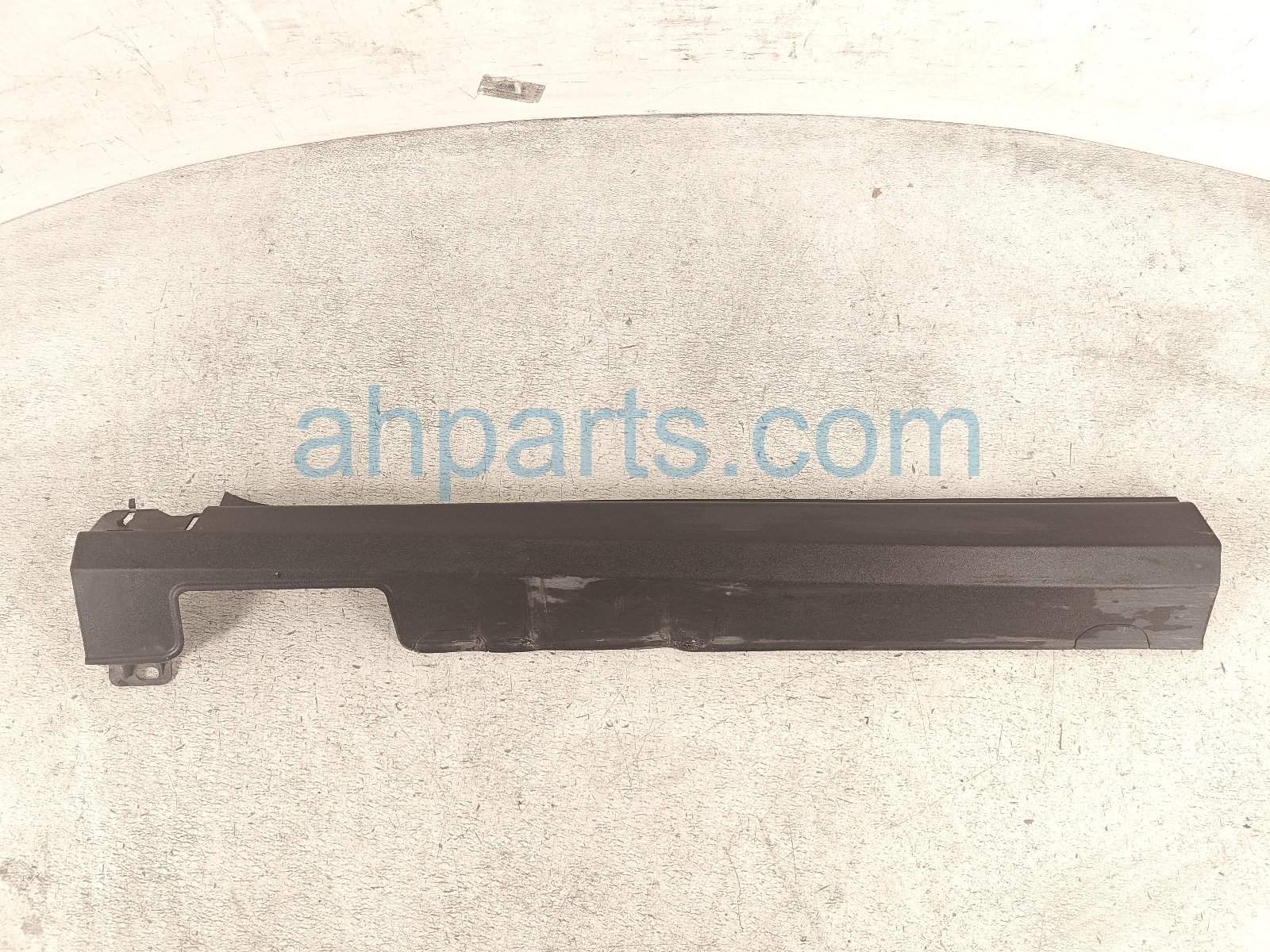 Honda FR/LH SIDE SKIRT / MOLDING - BLACK