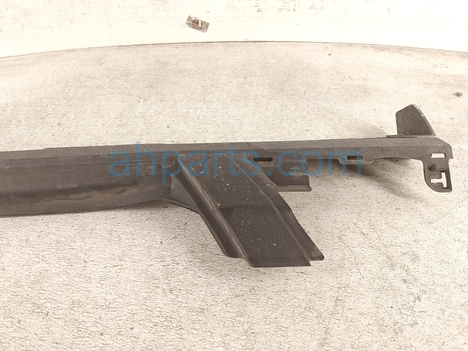 2023 Honda Ridgeline Rocker Trim Rear Passenger Side Skirt / Molding Black 71900 T6Z A00 Replacement 2023 Honda Ridgeline Rocker Trim Rear Passenger Side Skirt / Molding Black 71900 T6Z A00 Replacement thumbnail