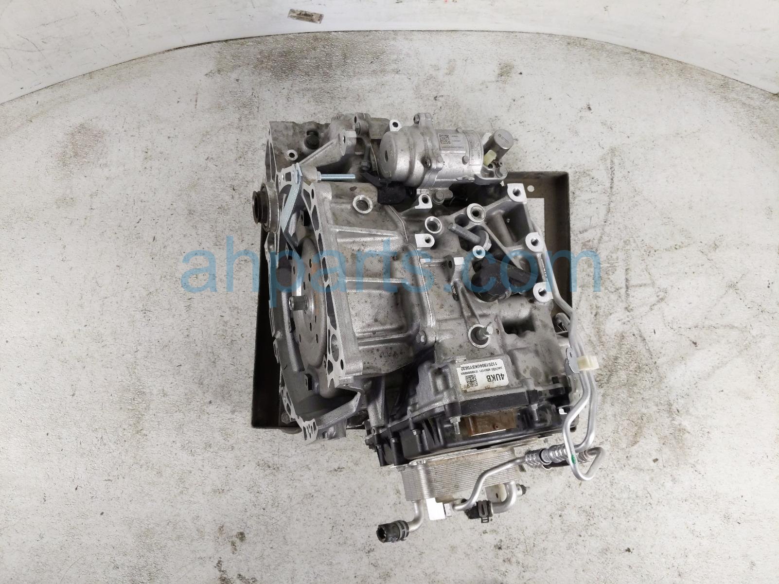 AUTOMATIC TRANSMISSION = 1K MI