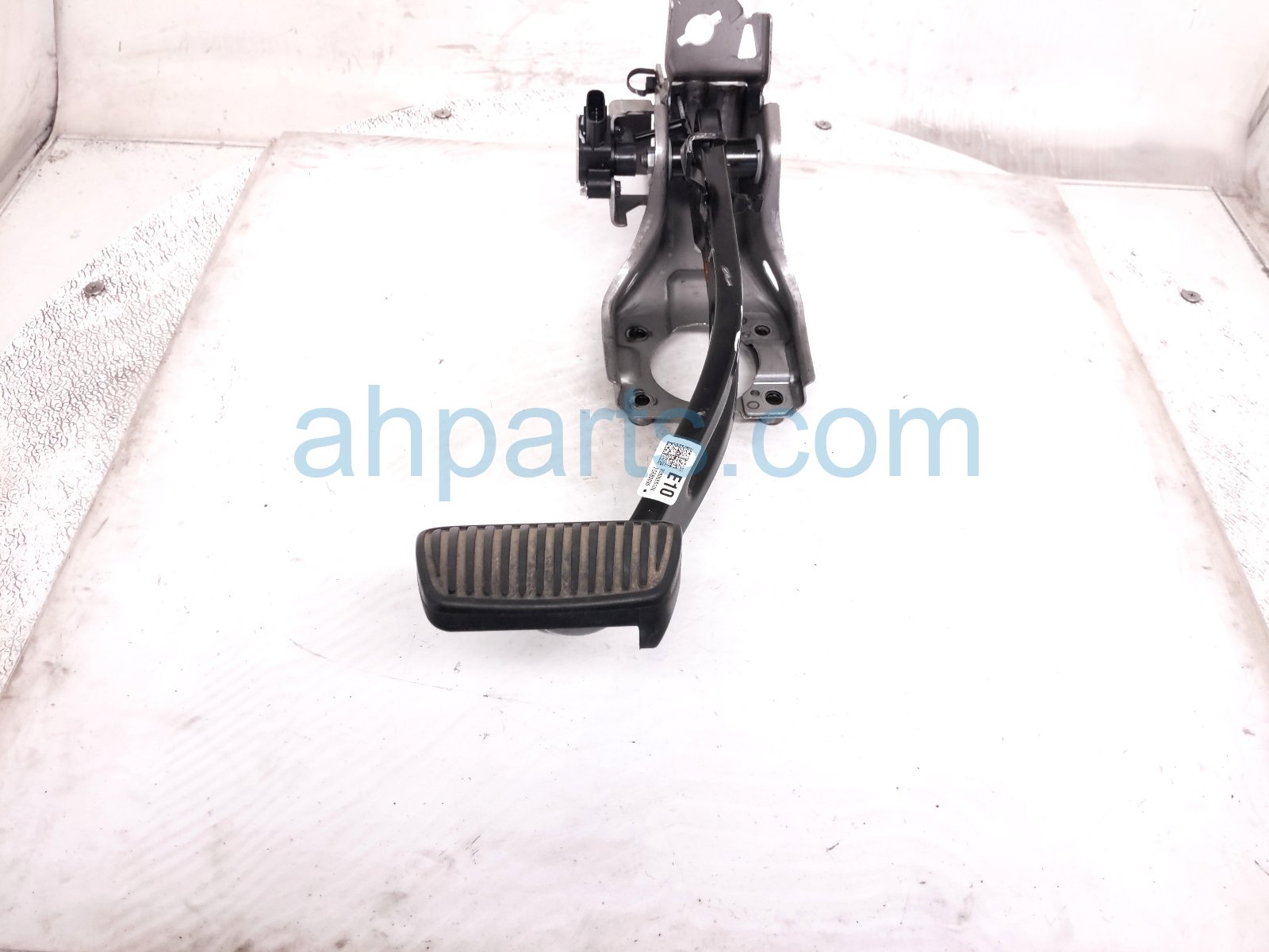 BRAKE PEDAL ASSY FL - 1.6L HYBRID