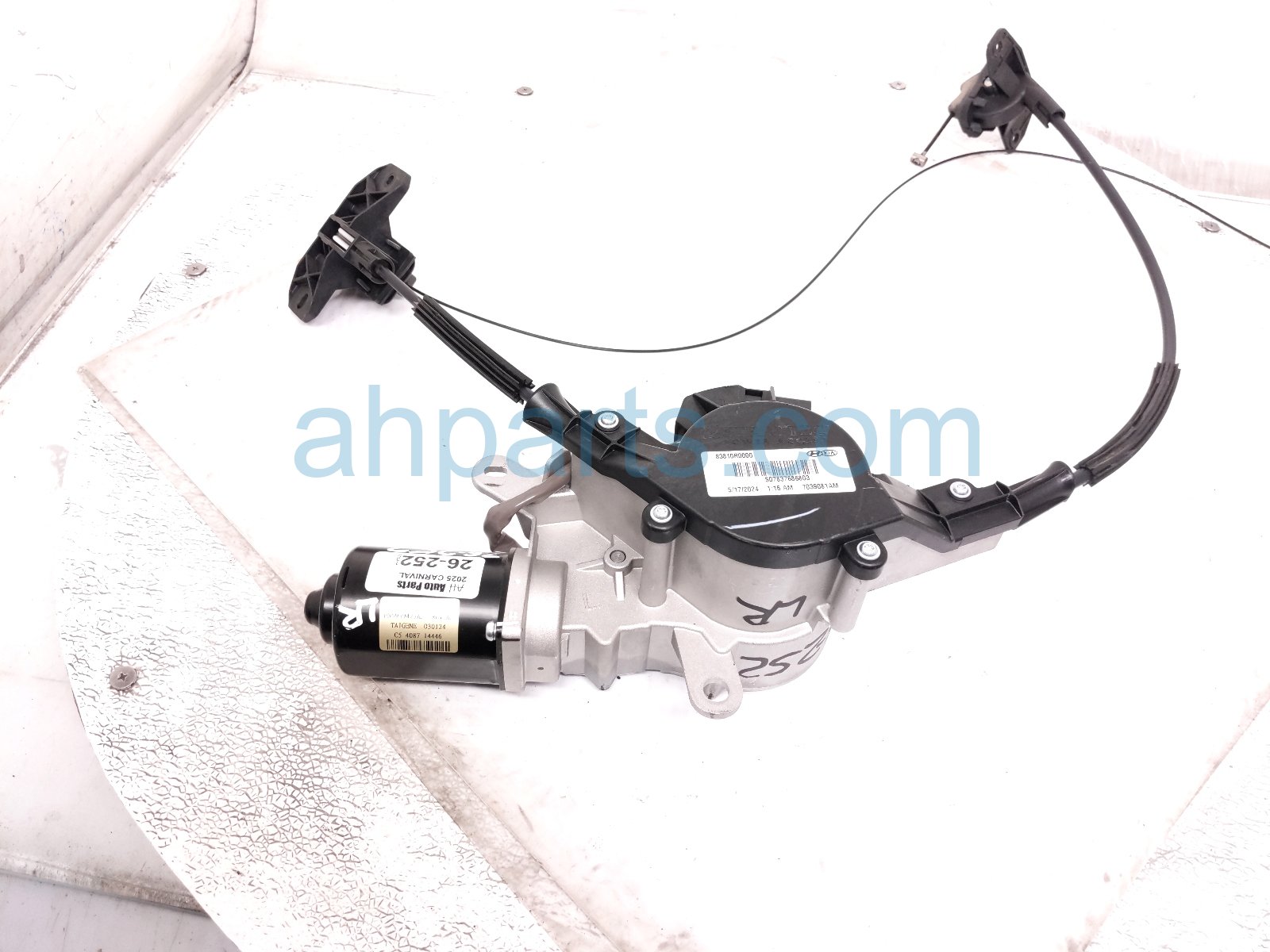 2025 Kia Carnival Rear Driver Power Sliding Door Motor Assy 83810 R0000 Replacement 2025 Kia Carnival Rear Driver Power Sliding Door Motor Assy 83810 R0000 Replacement thumbnail