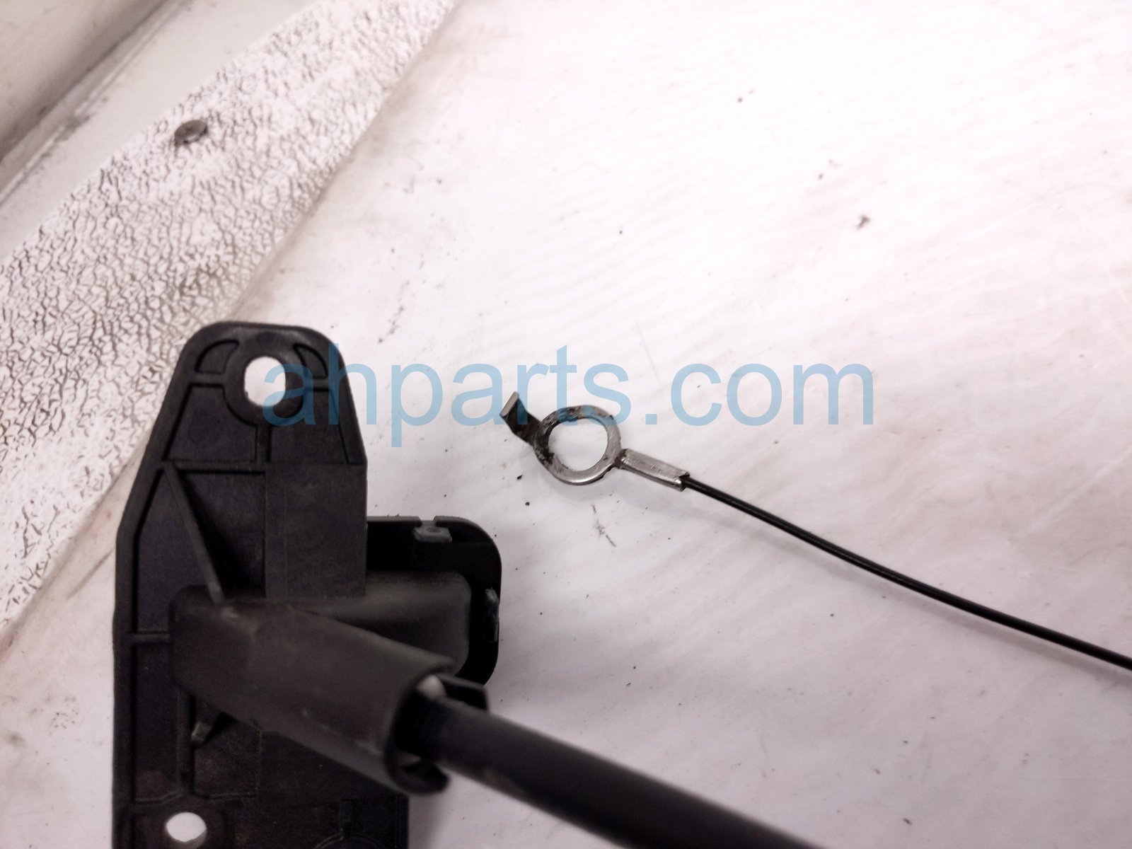 2025 Kia Carnival Rear Passenger Power Sliding Door Motor Assy 83820 R0000 Replacement 2025 Kia Carnival Rear Passenger Power Sliding Door Motor Assy 83820 R0000 Replacement thumbnail