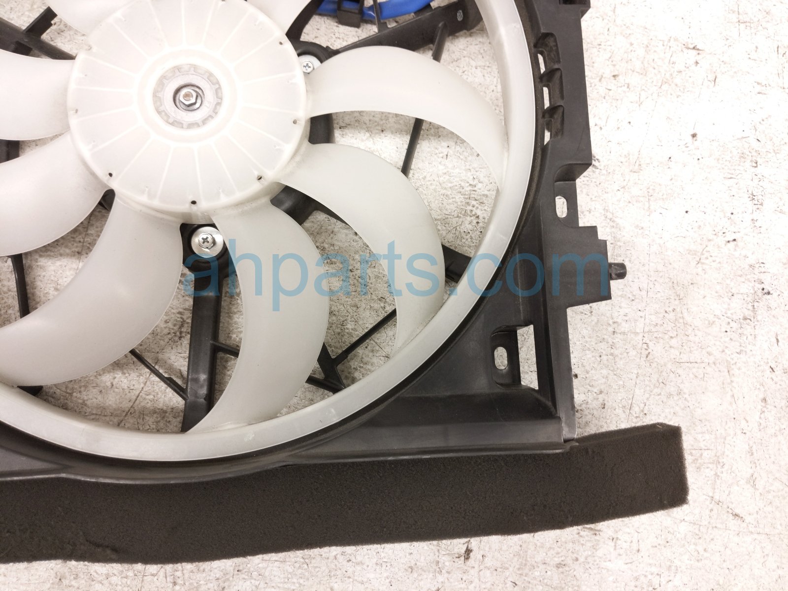 2025 Subaru Forester Cooling Passenger Ac Condenser Fan Assembly 73313SL000 Replacement 2025 Subaru Forester Cooling Passenger Ac Condenser Fan Assembly 73313SL000 Replacement thumbnail