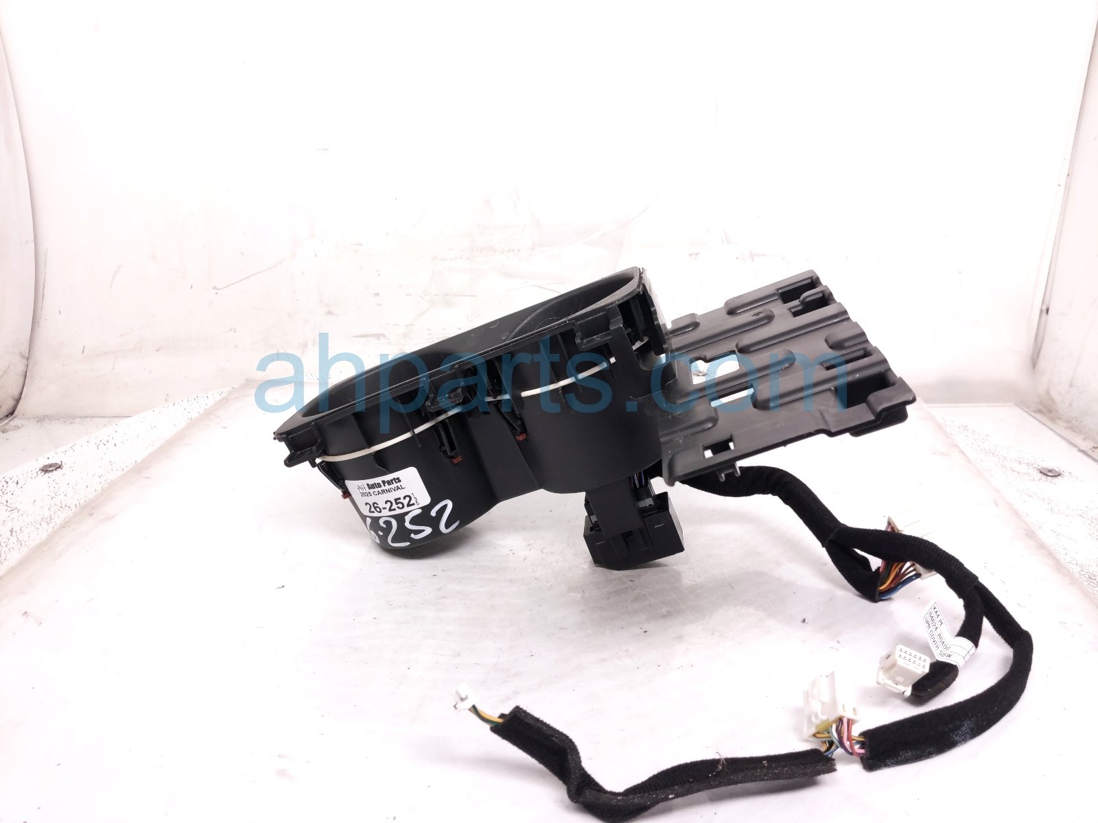 2025 Kia Carnival Center Console Cup Holder 84670 R0100 Replacement 2025 Kia Carnival Center Console Cup Holder 84670 R0100 Replacement thumbnail
