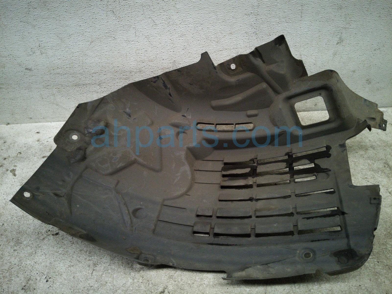 2020 Land Rover Range Rover Sport Front Driver Forward Half Fender Liner LR146223 Replacement 2020 Land Rover Range Rover Sport Front Driver Forward Half Fender Liner LR146223 Replacement thumbnail