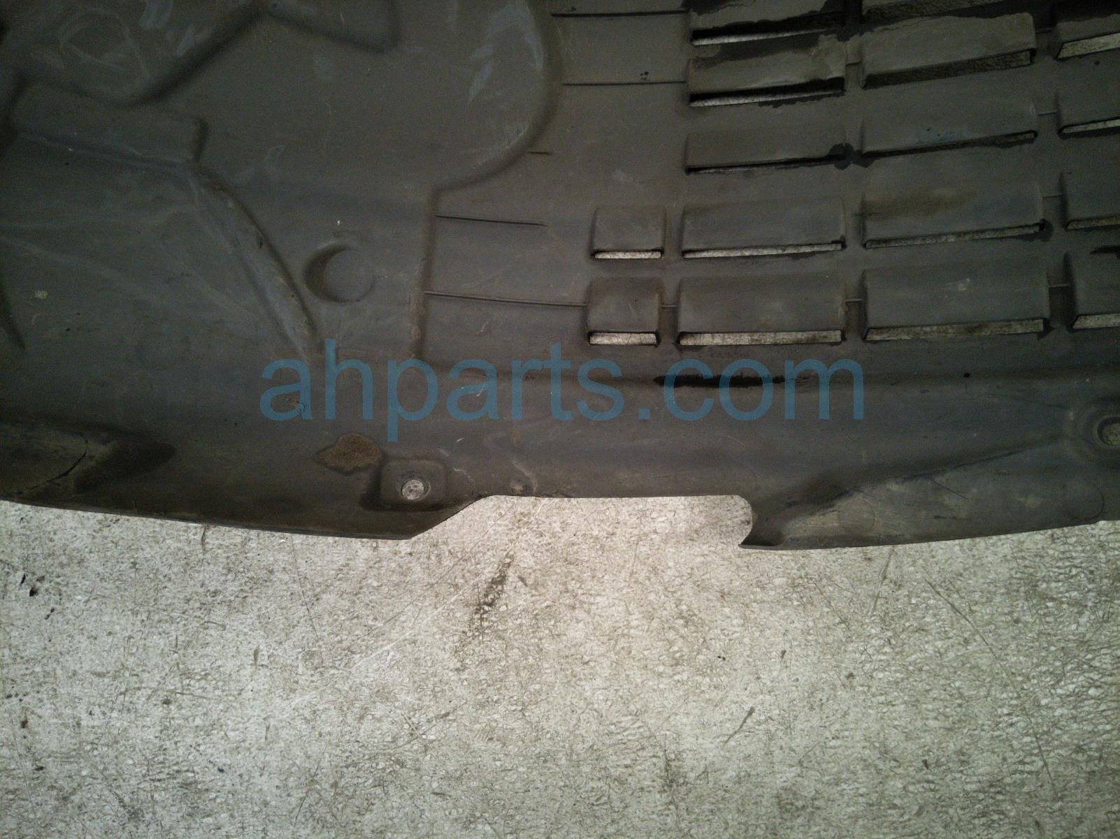 2020 Land Rover Range Rover Sport Front Driver Forward Half Fender Liner LR146223 Replacement 2020 Land Rover Range Rover Sport Front Driver Forward Half Fender Liner LR146223 Replacement thumbnail