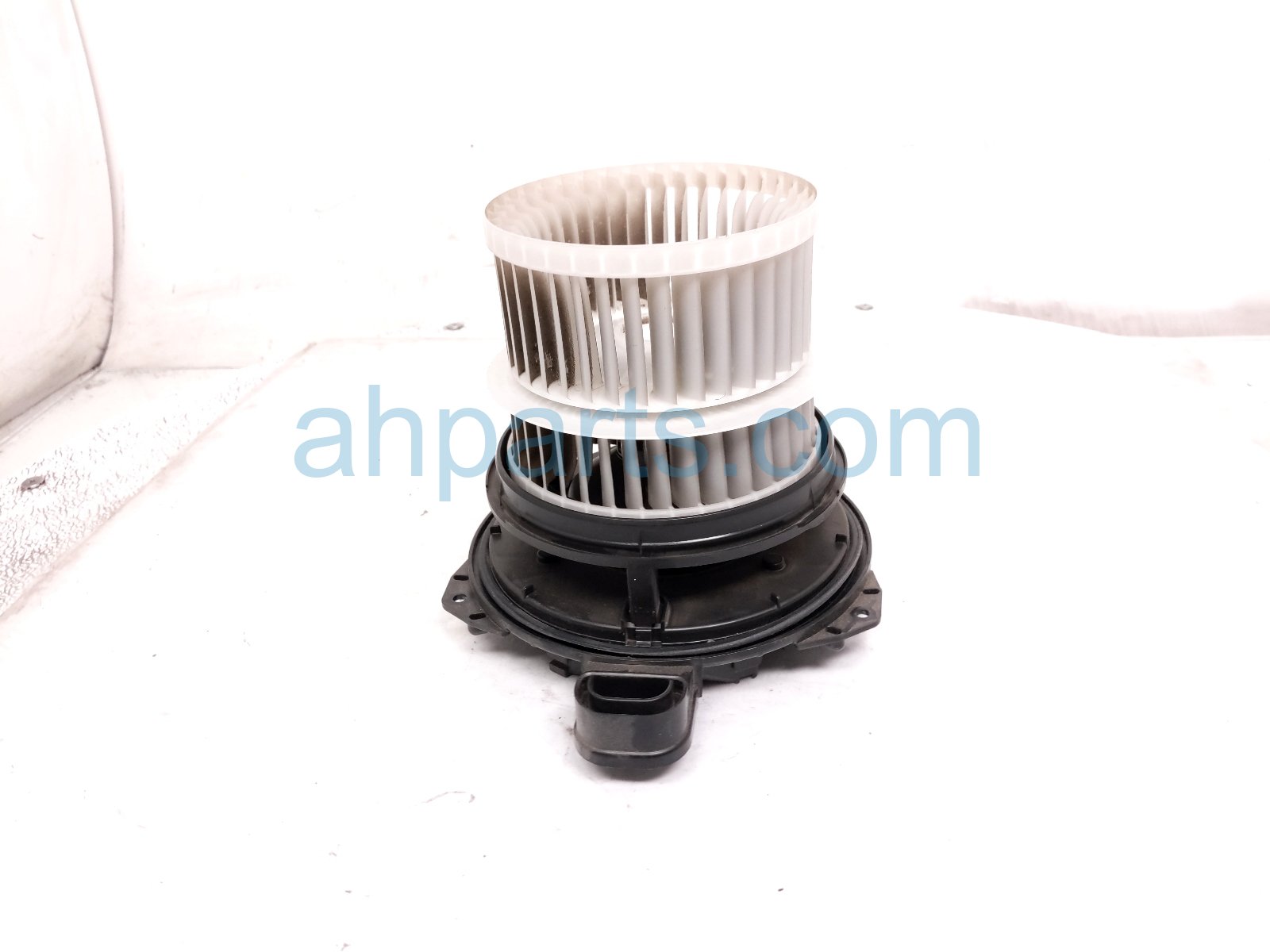 2020 Toyota Camry Air Blower Box With Motor Fan Assy 87103 58080 Replacement 2020 Toyota Camry Air Blower Box With Motor Fan Assy 87103 58080 Replacement thumbnail