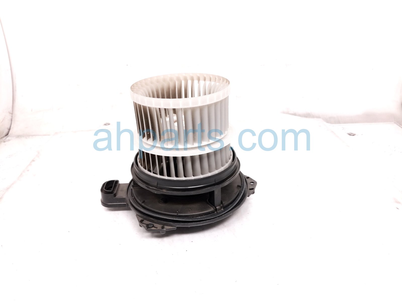 2020 Toyota Camry Air Blower Box With Motor Fan Assy 87103 58080 Replacement 2020 Toyota Camry Air Blower Box With Motor Fan Assy 87103 58080 Replacement thumbnail