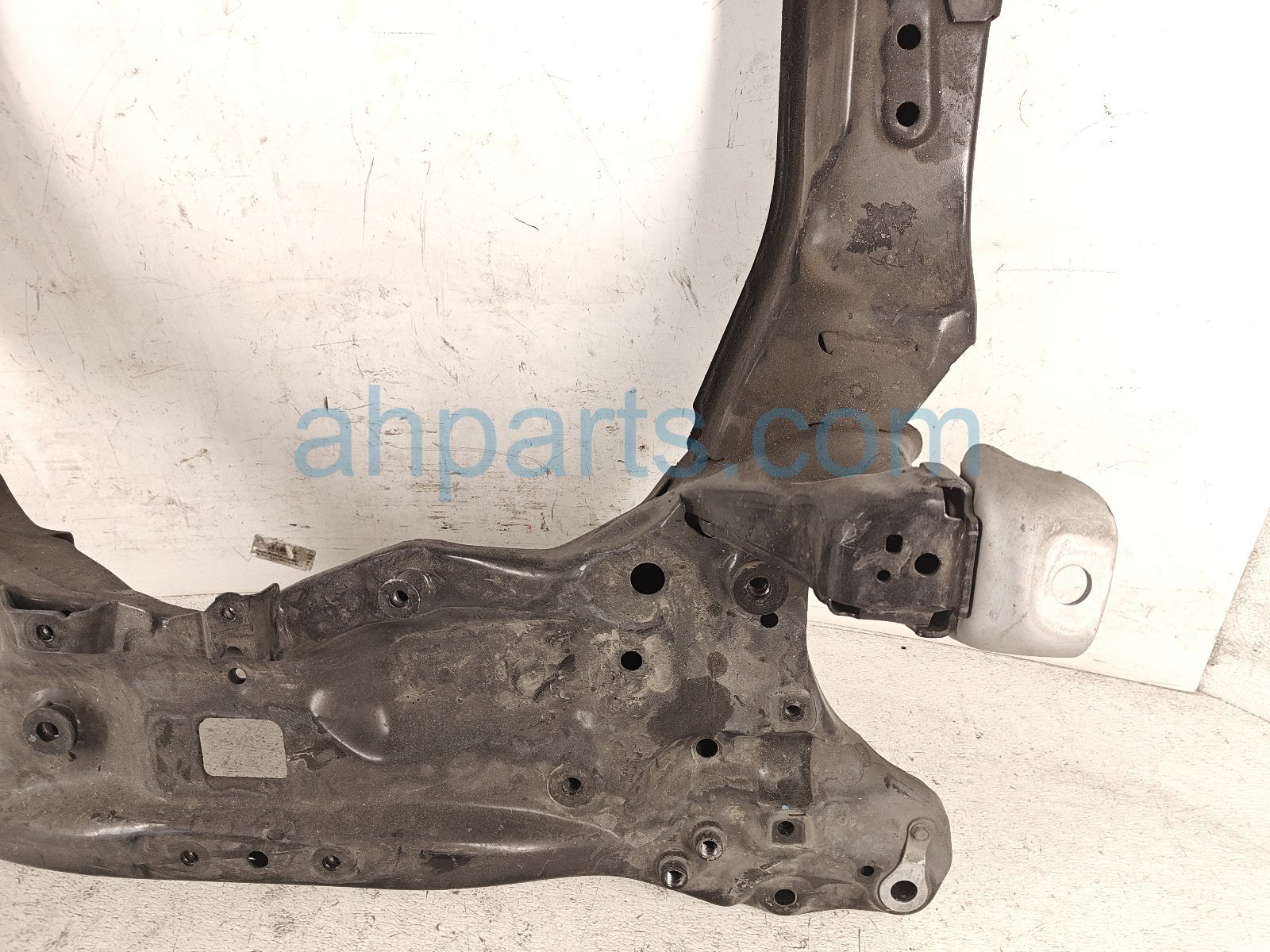 2023 Acura MDX Crossmember Front Engine Sub Frame / Cradle 50210 TYA A15 Replacement 2023 Acura MDX Crossmember Front Engine Sub Frame / Cradle 50210 TYA A15 Replacement thumbnail