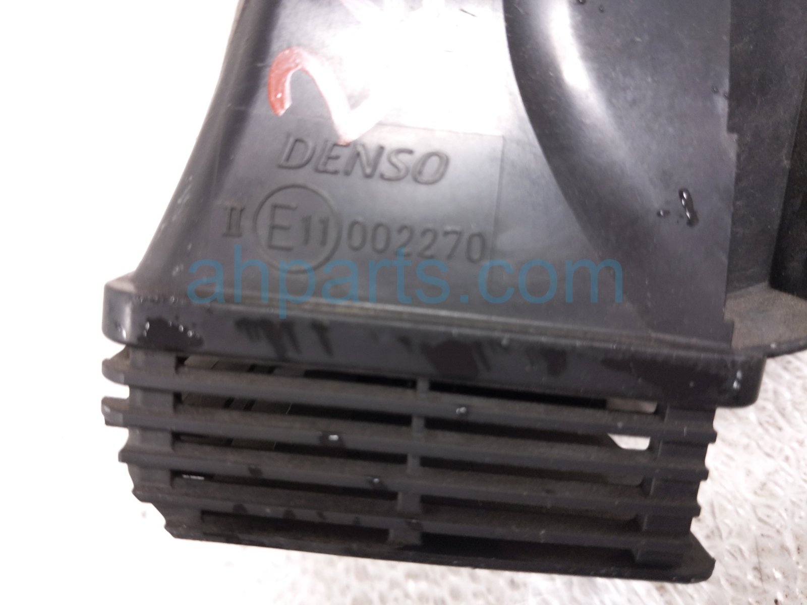 2022 Toyota Sienna High Pitch Note Horn 86510 0E040 Replacement 2022 Toyota Sienna High Pitch Note Horn 86510 0E040 Replacement thumbnail