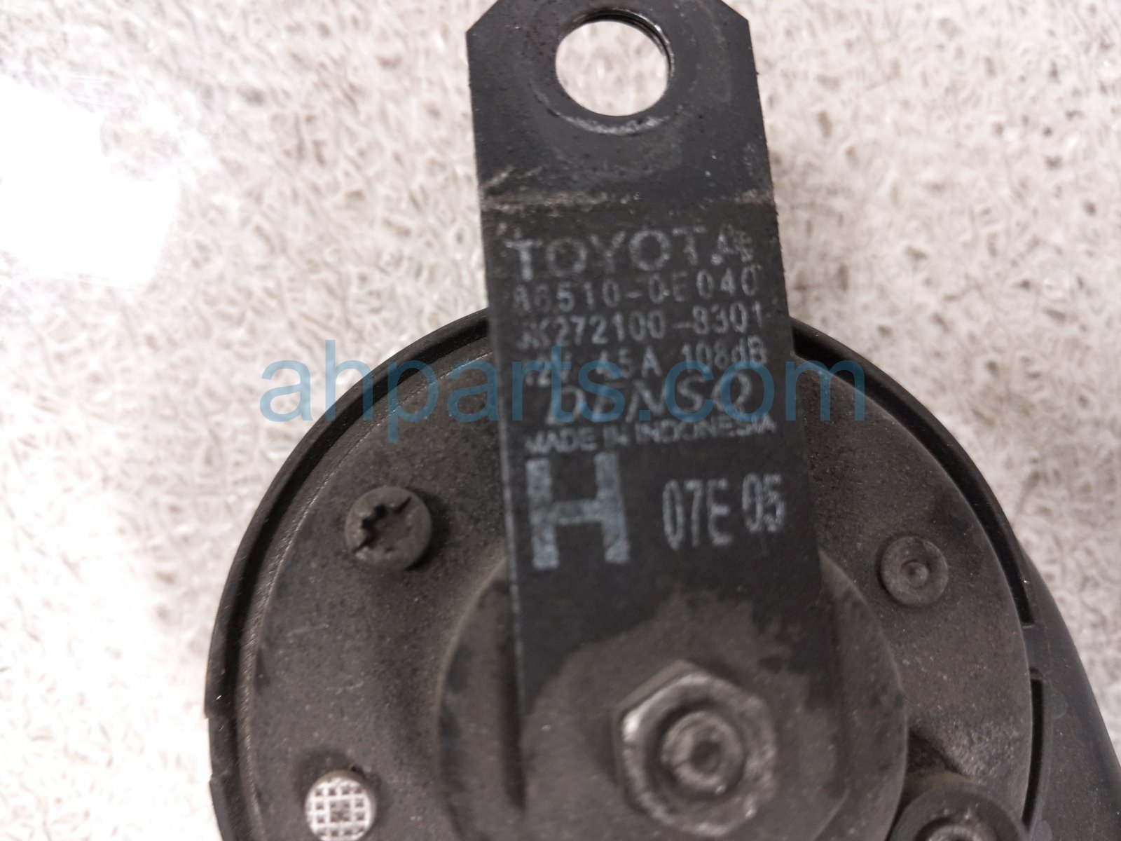 2022 Toyota Sienna High Pitch Note Horn 86510 0E040 Replacement 2022 Toyota Sienna High Pitch Note Horn 86510 0E040 Replacement thumbnail