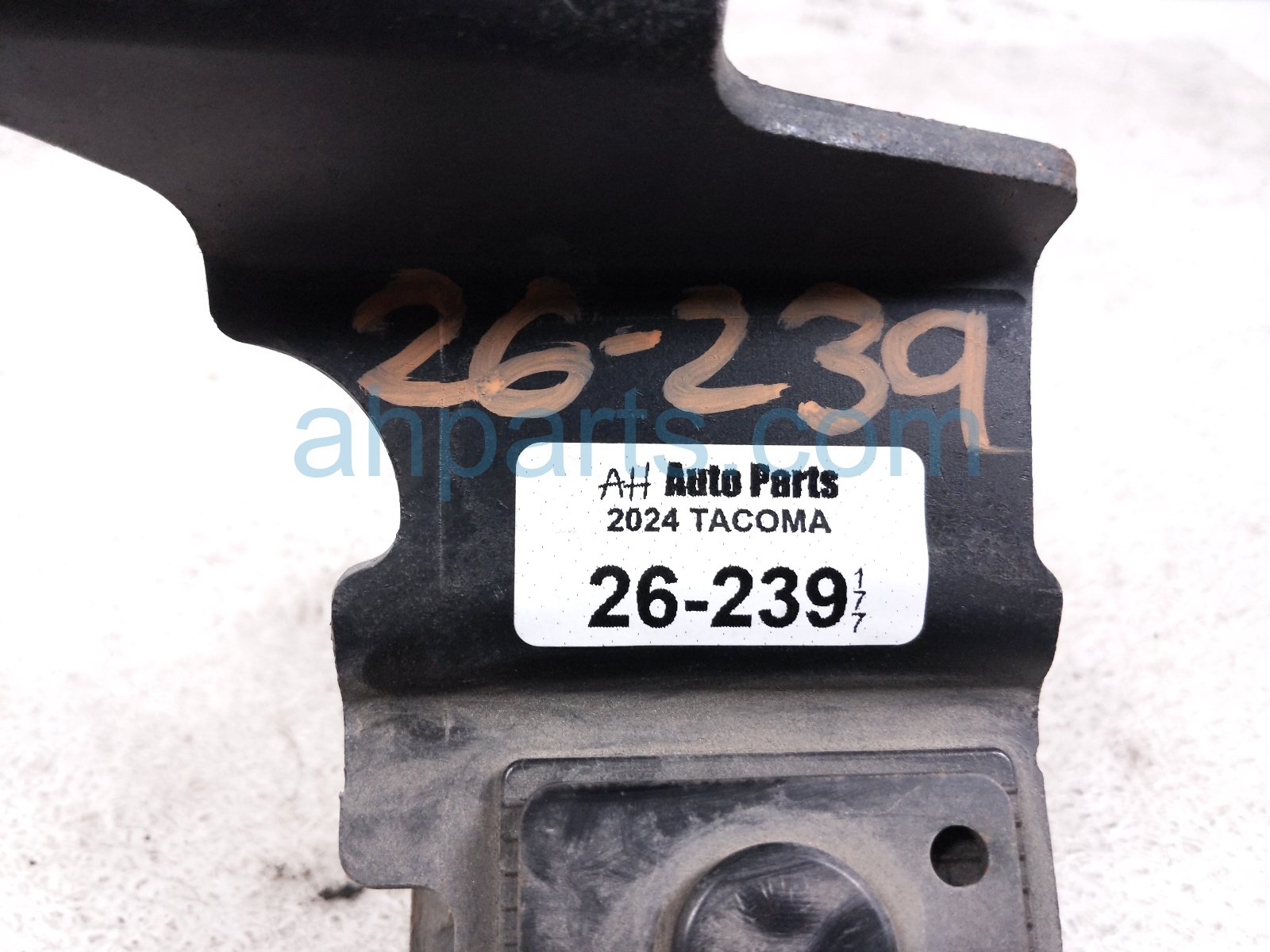 2024 Toyota Tacoma Engine/motor Rear Engine Mount 2.4l 4x4 2371 F0280 Replacement 2024 Toyota Tacoma Engine/motor Rear Engine Mount 2.4l 4x4 2371 F0280 Replacement thumbnail