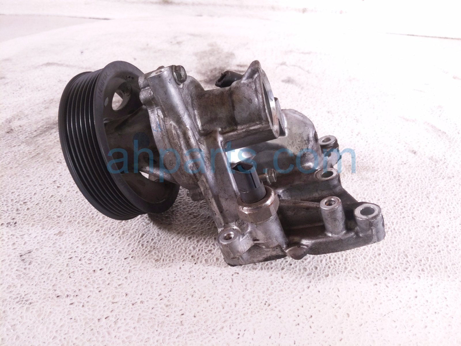 2019 Honda Accord Water Pump Assy 1.5t 19200 6A0 A01 Replacement 2019 Honda Accord Water Pump Assy 1.5t 19200 6A0 A01 Replacement thumbnail