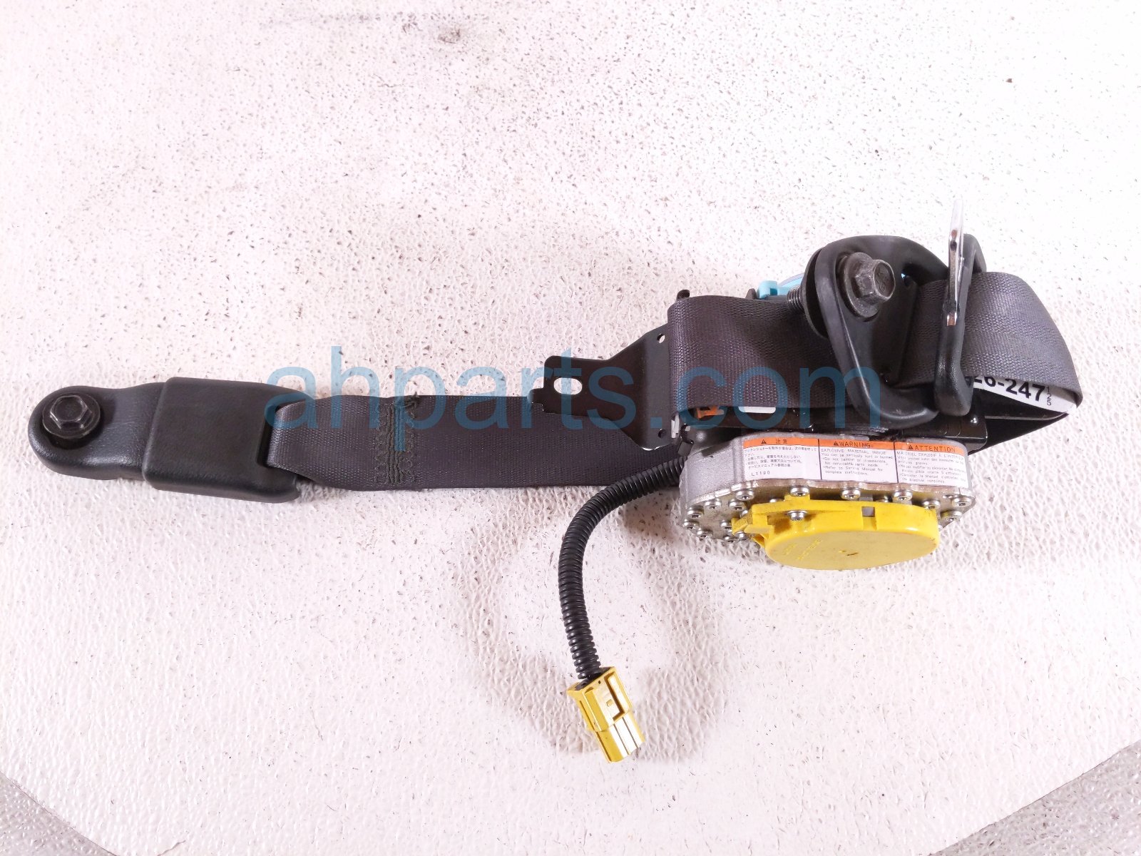 Honda FR/RH SEAT BELT RETRACTOR - BLACK