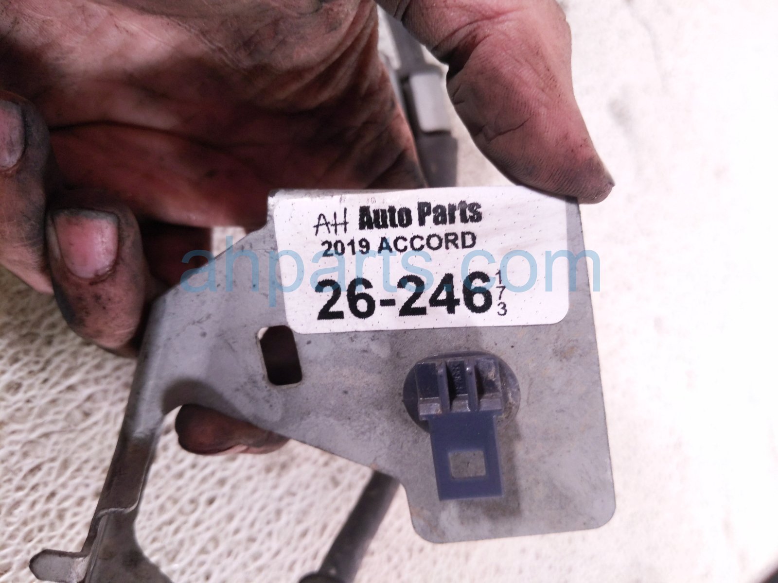2019 Honda Accord Rear Driver Abs Epb Wire Harness 1.5t 47560 TVA A03 Replacement 2019 Honda Accord Rear Driver Abs Epb Wire Harness 1.5t 47560 TVA A03 Replacement thumbnail