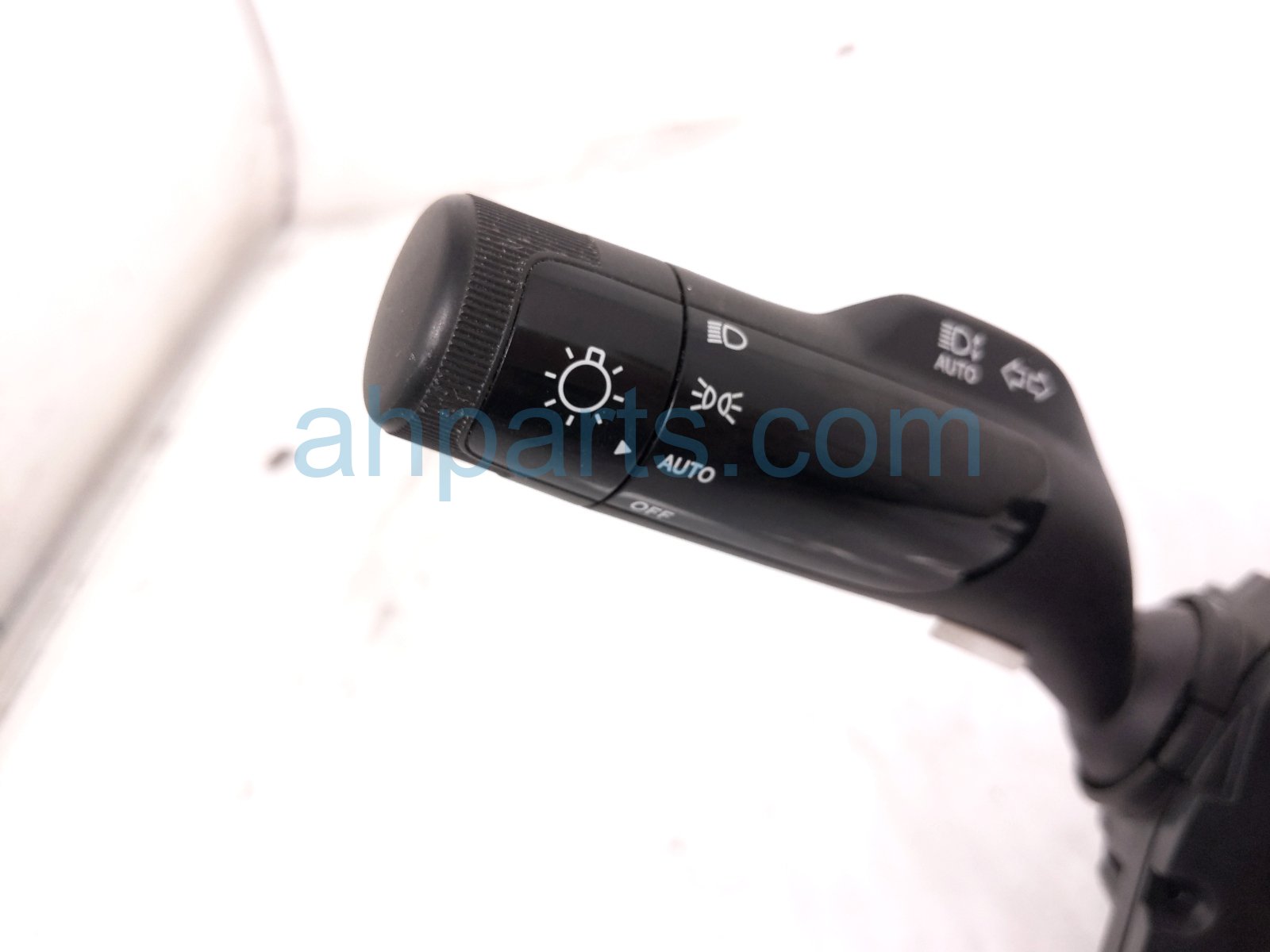 2025 Kia Carnival Wiper & Signal Combo Column Switch 934C2 R0055 Replacement 2025 Kia Carnival Wiper & Signal Combo Column Switch 934C2 R0055 Replacement thumbnail