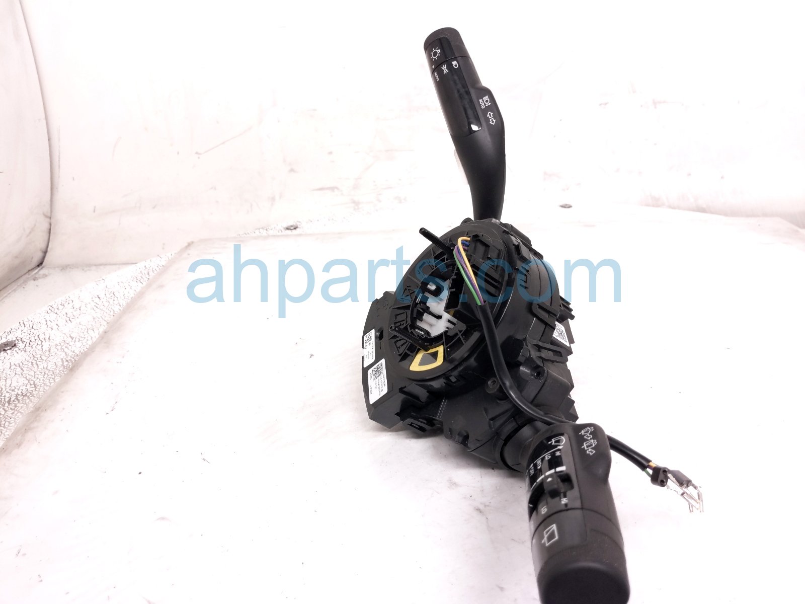 2025 Kia Carnival Wiper & Signal Combo Column Switch 934C2 R0055 Replacement 2025 Kia Carnival Wiper & Signal Combo Column Switch 934C2 R0055 Replacement thumbnail