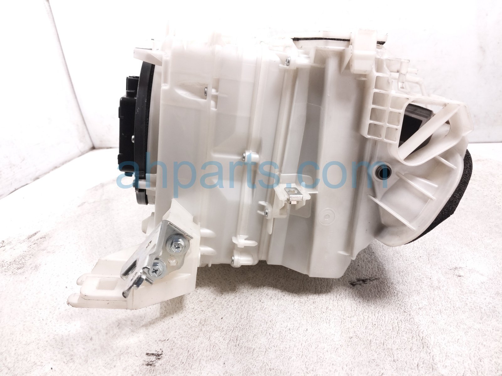 2015 Lexus Gs350 Heater Core W/blower Motor Assy 87130 30840 Replacement 2015 Lexus Gs350 Heater Core W/blower Motor Assy 87130 30840 Replacement thumbnail
