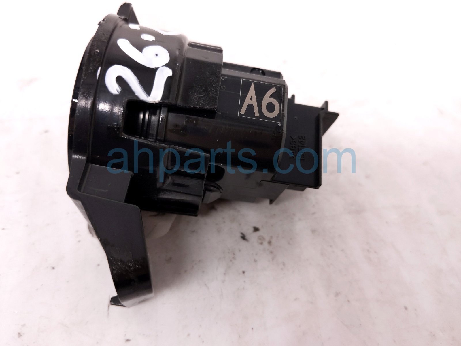 2026 Toyota Camry Column Push Start / Stop Ignition Switch PZ363 21204 Replacement 2026 Toyota Camry Column Push Start / Stop Ignition Switch PZ363 21204 Replacement thumbnail