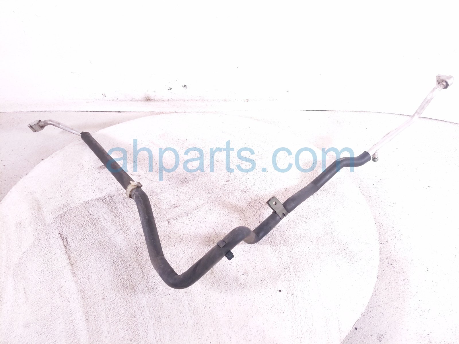 Honda A/C SUCTION PIPE - 2.0L