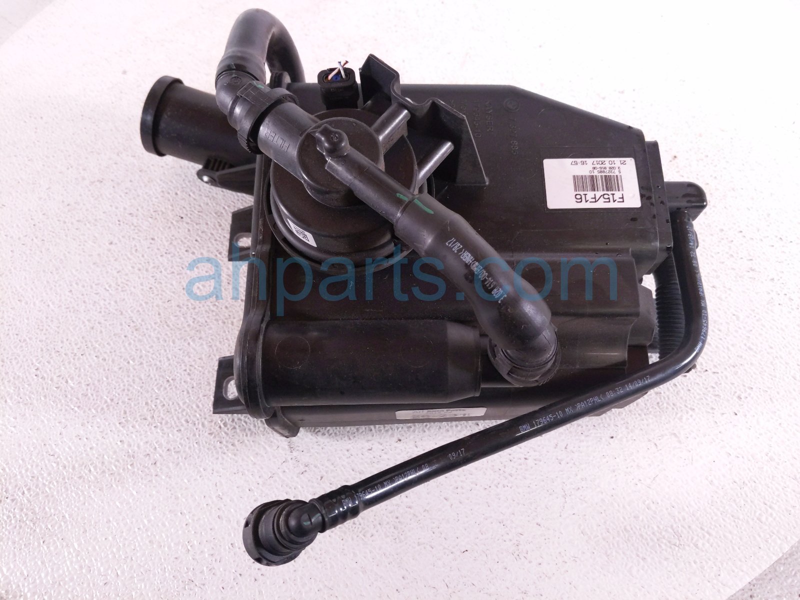 BMW FUEL VAPOR CHARCOAL CANISTER - 3.0L