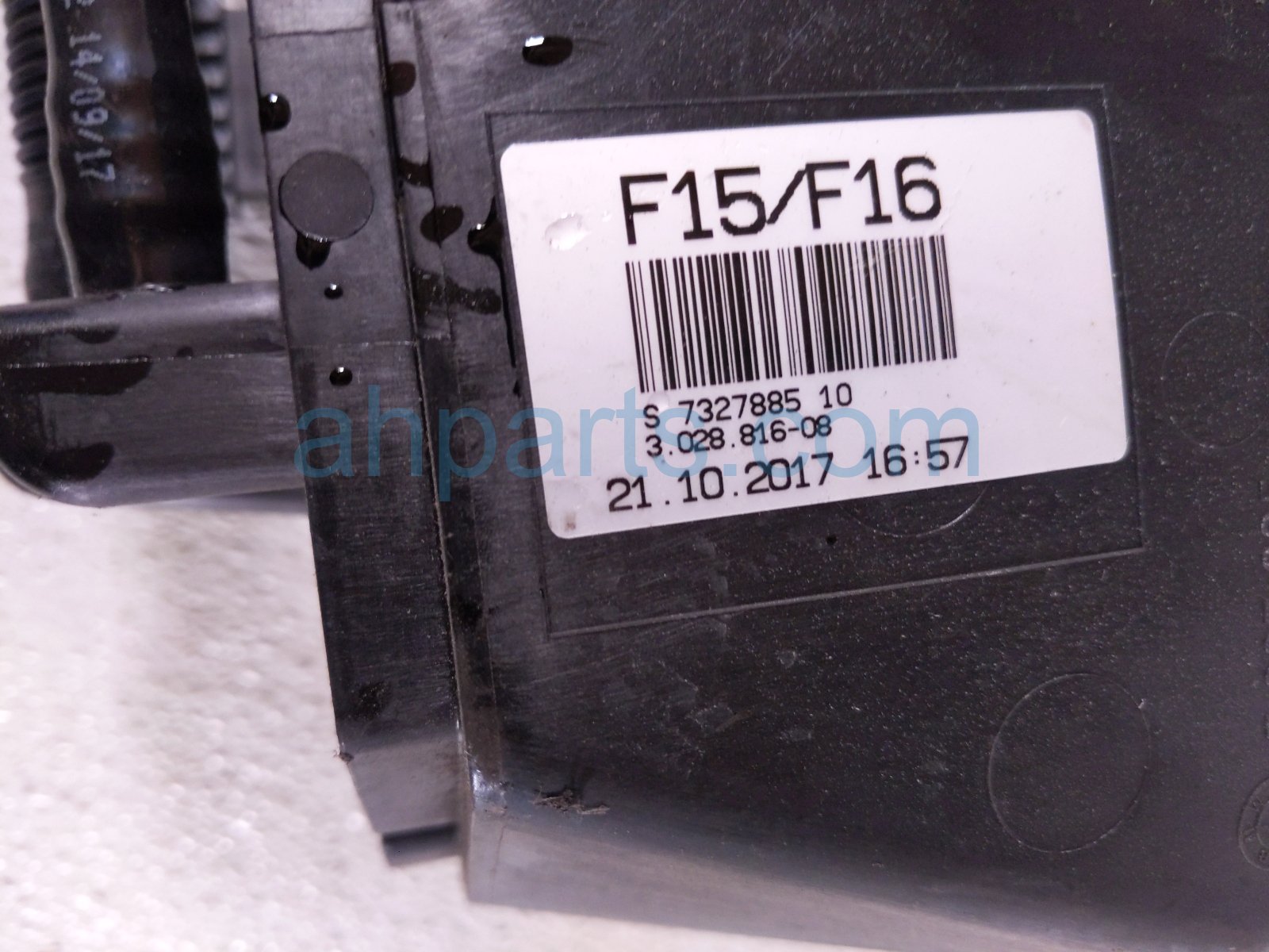 2018 BMW X5 Fuel Vapor Charcoal Canister 3.0l 16 11 7 327 885 Replacement 2018 BMW X5 Fuel Vapor Charcoal Canister 3.0l 16 11 7 327 885 Replacement thumbnail