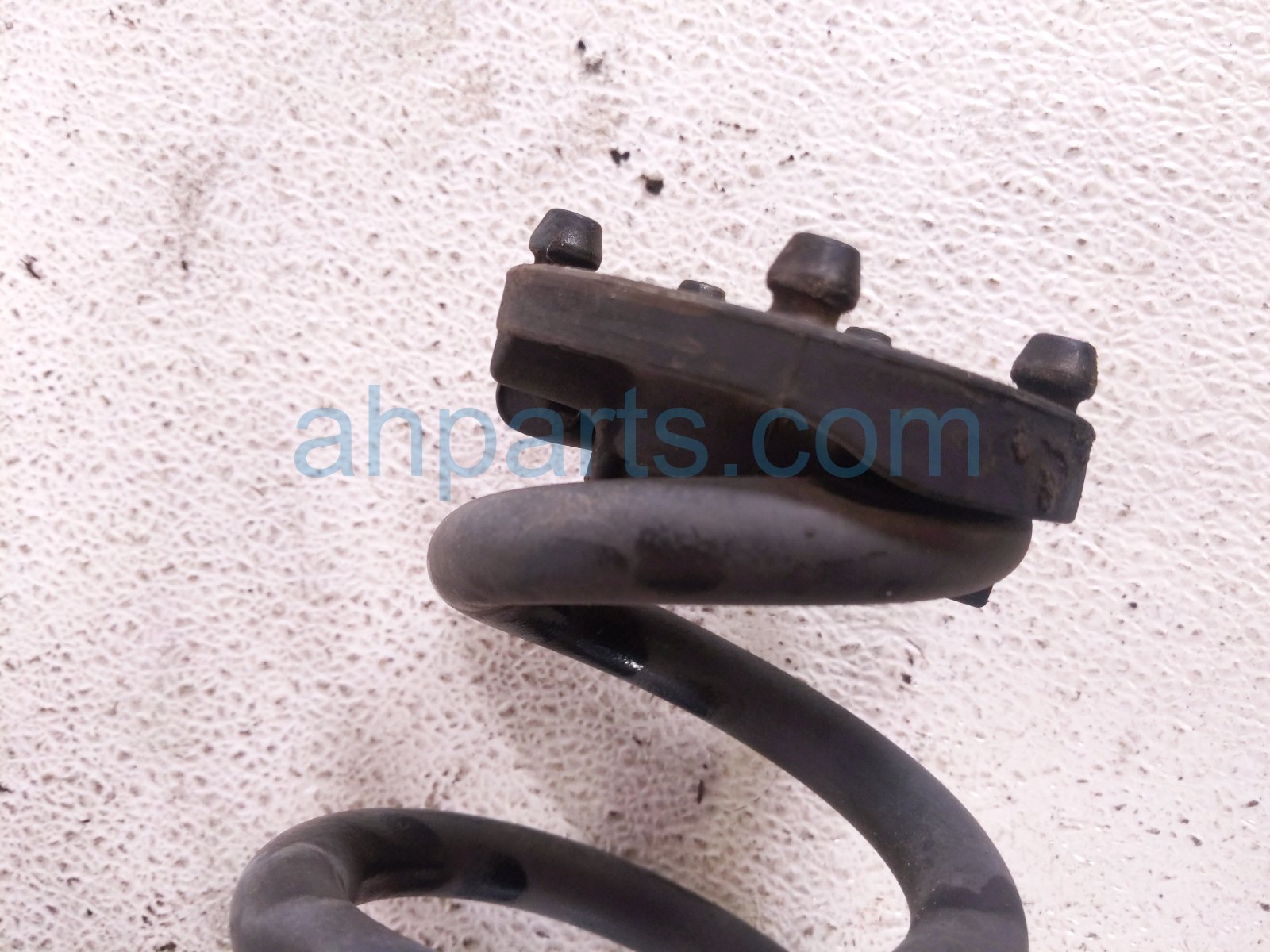 2024 Honda Pilot Strut / / Shock Absorber Rear Driver Coil Spring 3.5l Awd 52446 T90 Y01 Replacement 2024 Honda Pilot Strut / / Shock Absorber Rear Driver Coil Spring 3.5l Awd 52446 T90 Y01 Replacement thumbnail