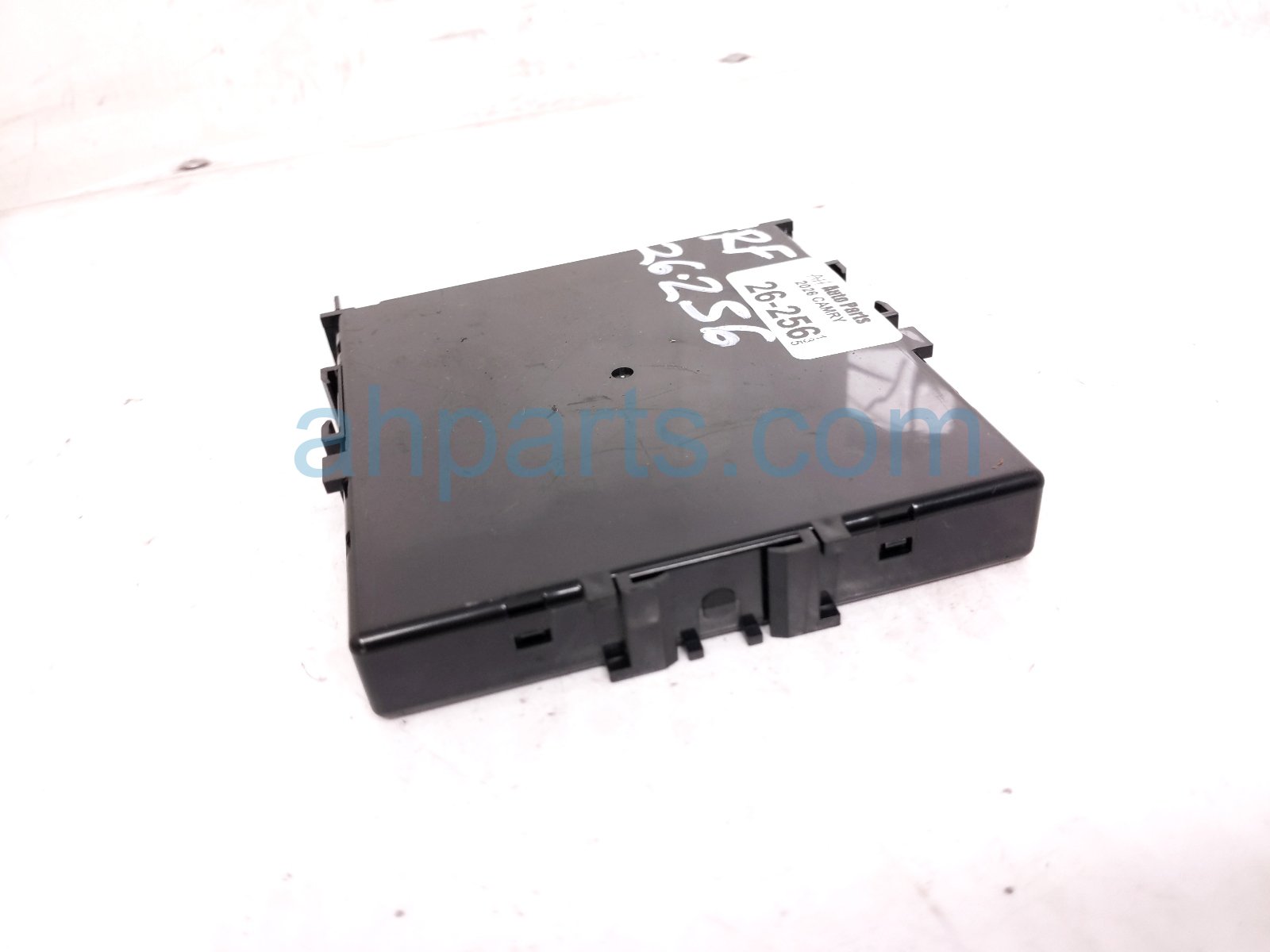 2026 Toyota Camry Smart Key Control Module 89990 AQ060 Replacement 2026 Toyota Camry Smart Key Control Module 89990 AQ060 Replacement thumbnail