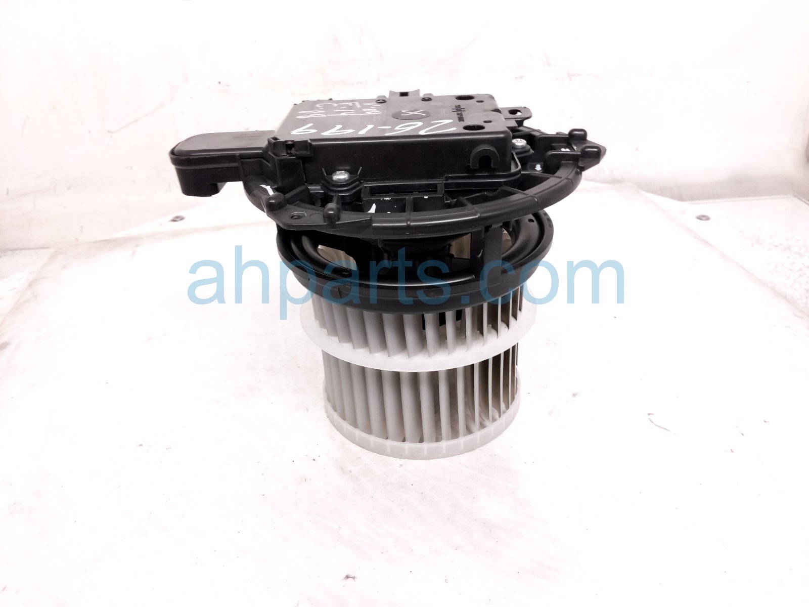 2021 Toyota Highlander Air A/c Blower Motor Front 87103 0E090 Replacement 2021 Toyota Highlander Air A/c Blower Motor Front 87103 0E090 Replacement thumbnail