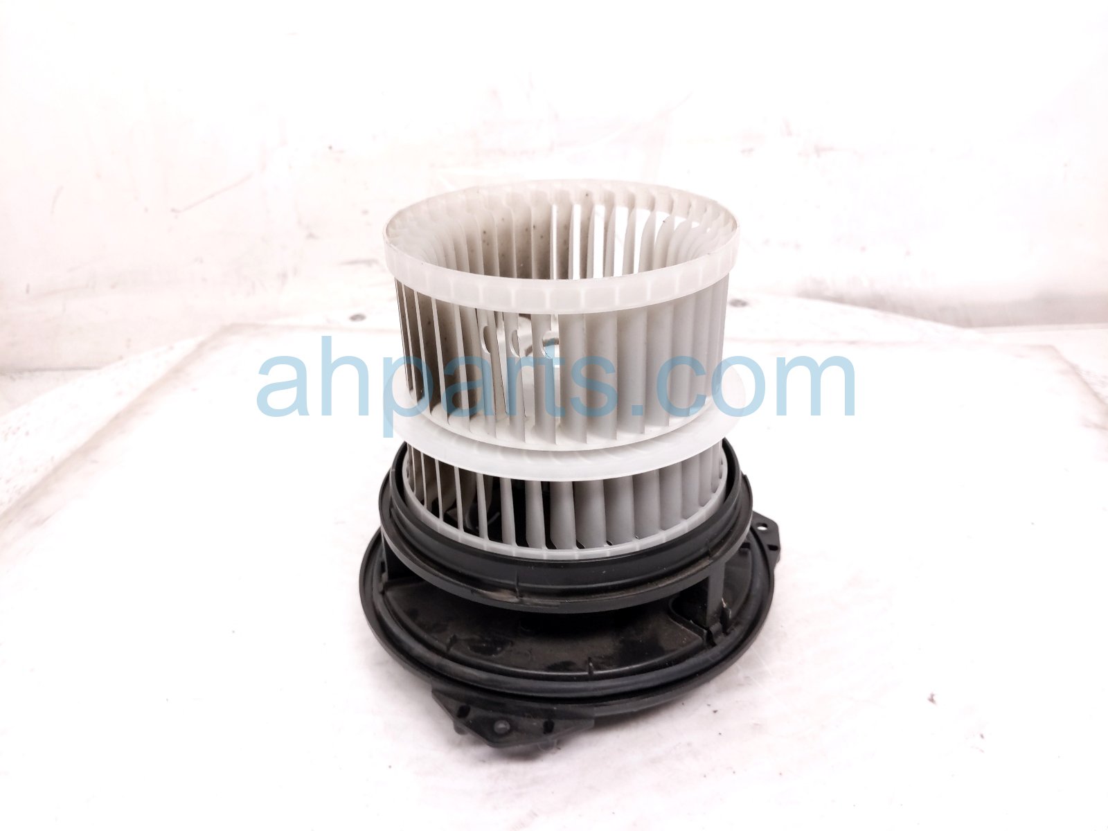 2021 Toyota Highlander Air A/c Blower Motor Front 87103 0E090 Replacement 2021 Toyota Highlander Air A/c Blower Motor Front 87103 0E090 Replacement thumbnail
