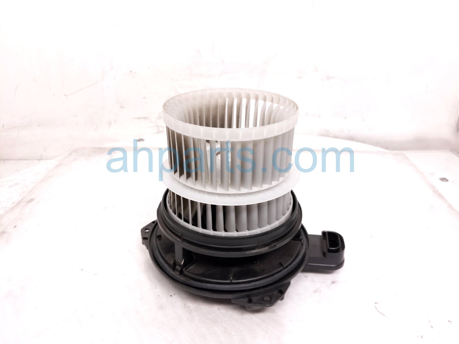 2021 Toyota Highlander Air A/c Blower Motor Front 87103 0E090 Replacement 2021 Toyota Highlander Air A/c Blower Motor Front 87103 0E090 Replacement thumbnail