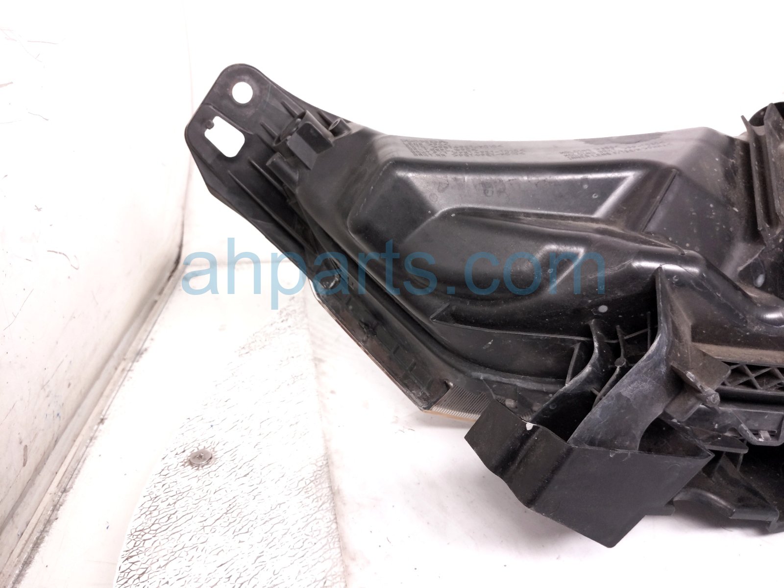 2018 Honda Clarity Headlight Driver Headlamp / Light 33150 TRW A01 Replacement 2018 Honda Clarity Headlight Driver Headlamp / Light 33150 TRW A01 Replacement thumbnail