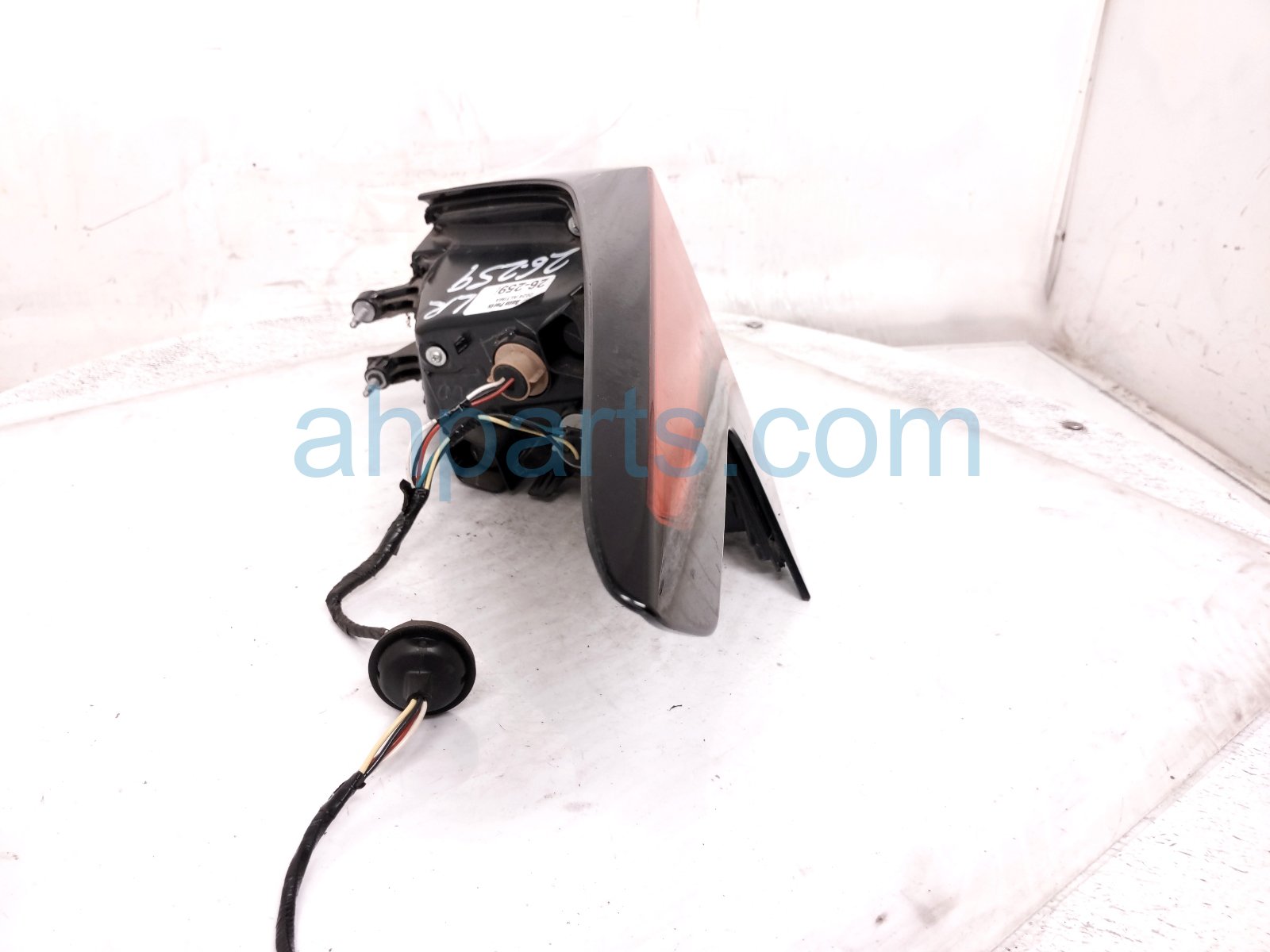 2024 Nissan Altima Light / Rear Driver Tail Lamp (on Body) 26555 6CA1B Replacement 2024 Nissan Altima Light / Rear Driver Tail Lamp (on Body) 26555 6CA1B Replacement thumbnail