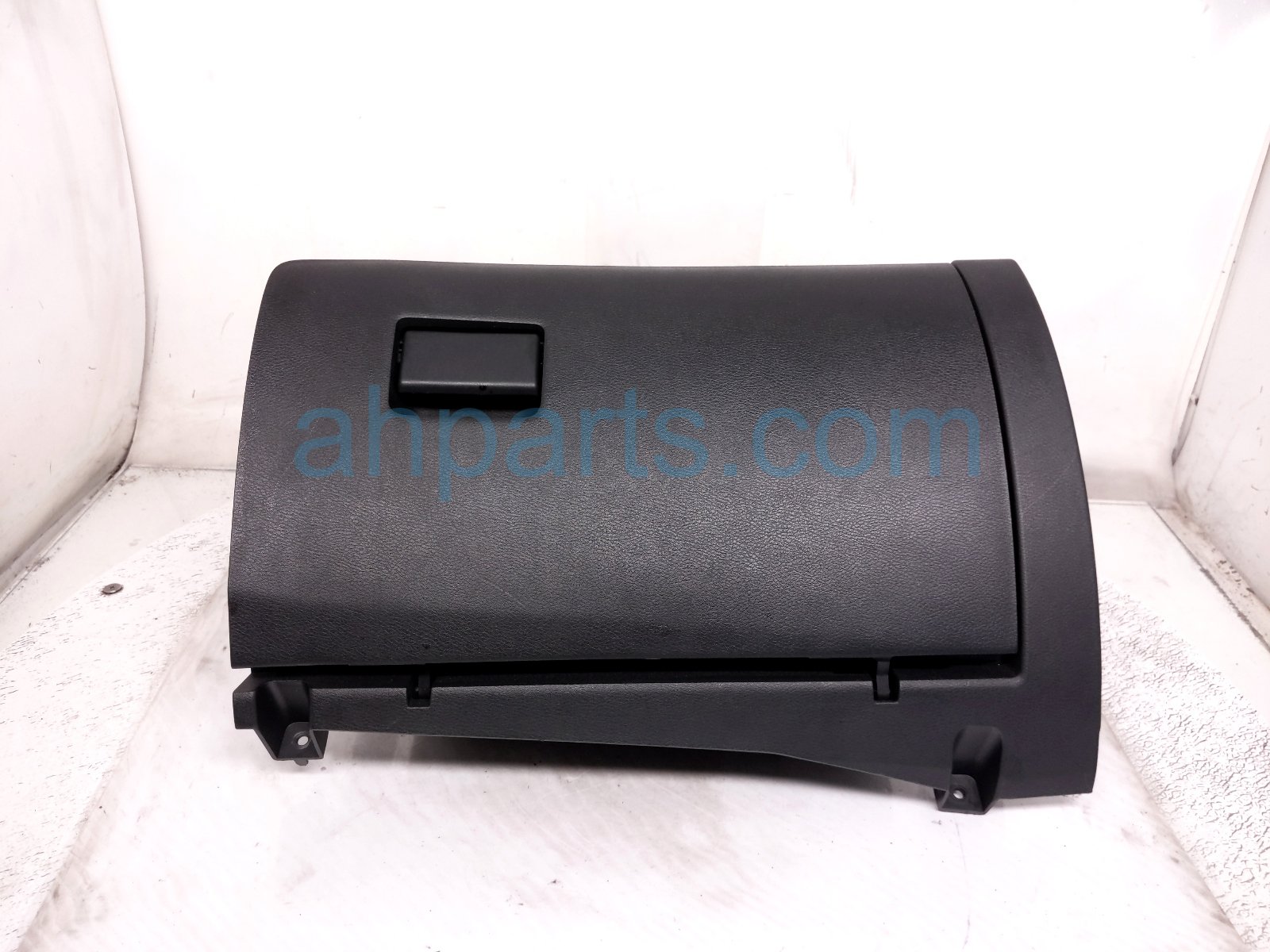 Nissan GLOVE COMPARTMENT BOX - BLACK