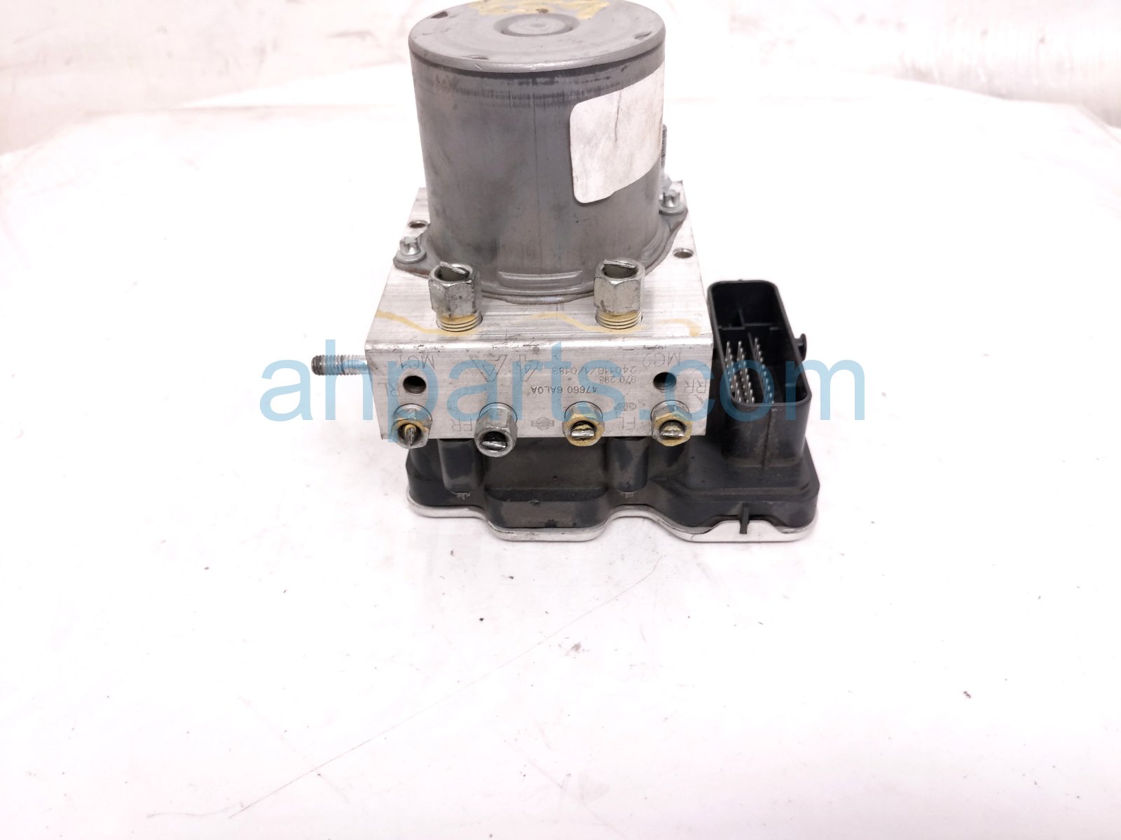 Nissan ABS/VSA PUMP MODULATOR