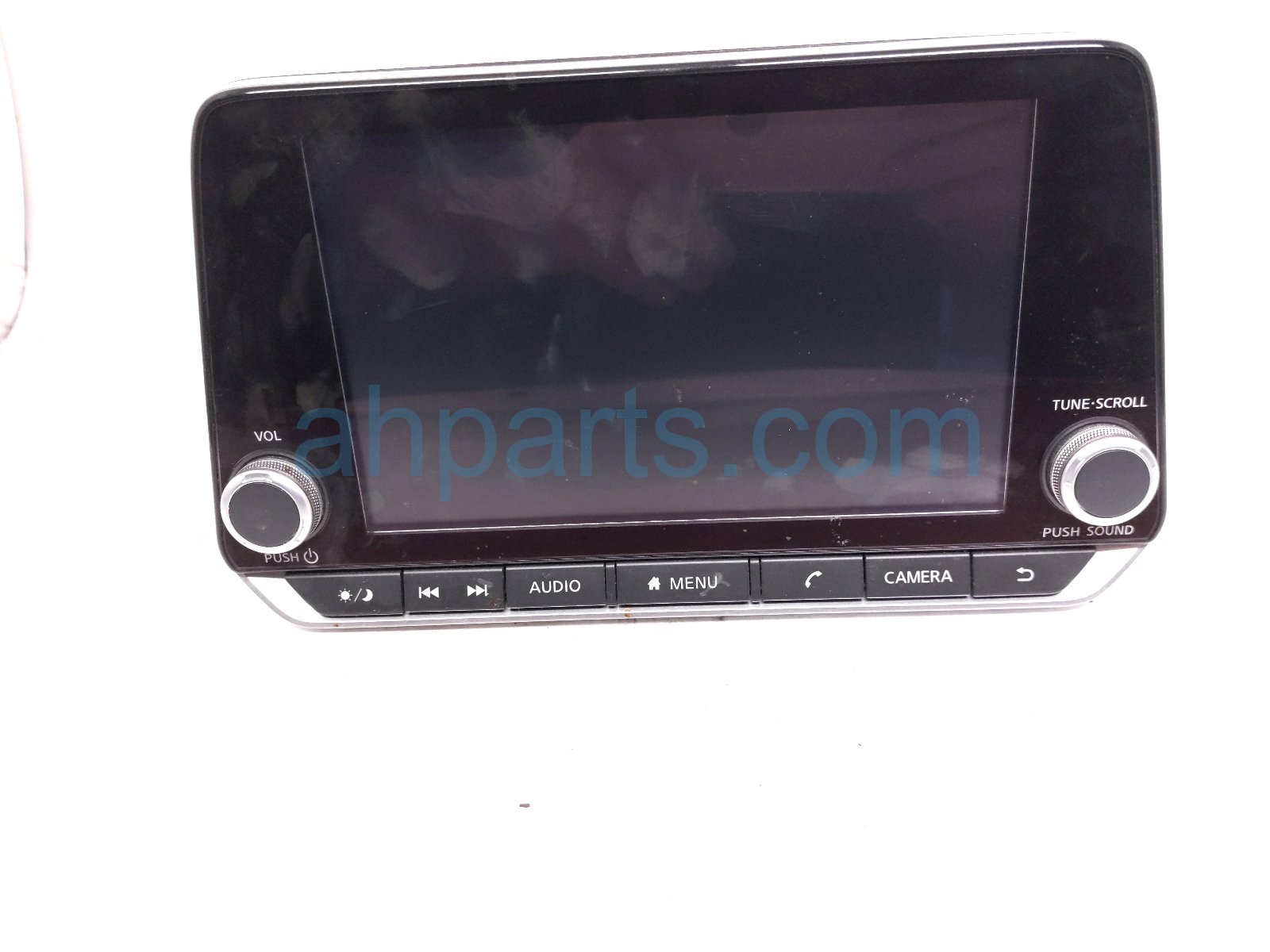 Nissan AUDIO/RADIO RECEIVER