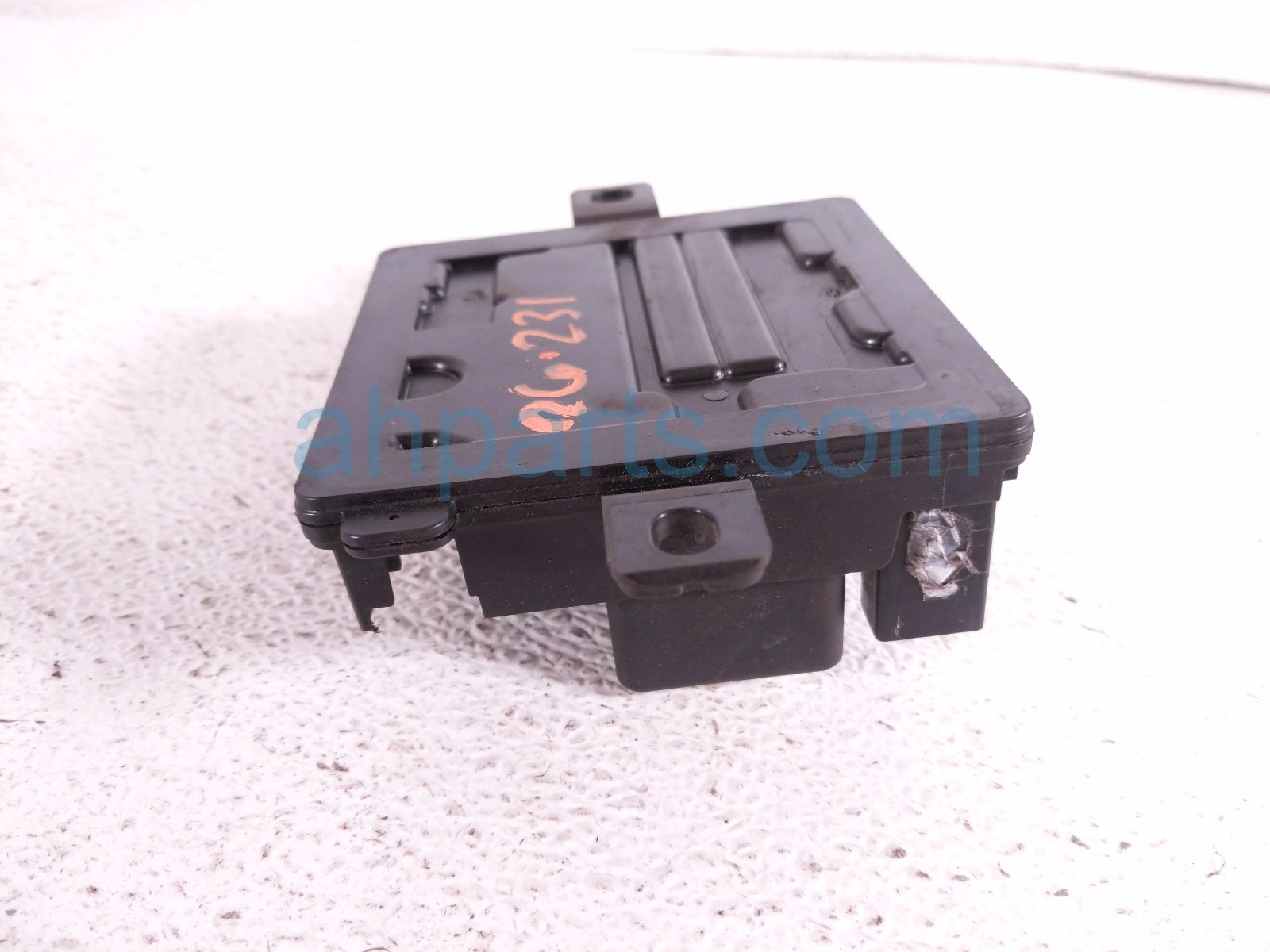 2018 BMW X5 Integrated Supply Distribution Box 8645514 Replacement 2018 BMW X5 Integrated Supply Distribution Box 8645514 Replacement thumbnail