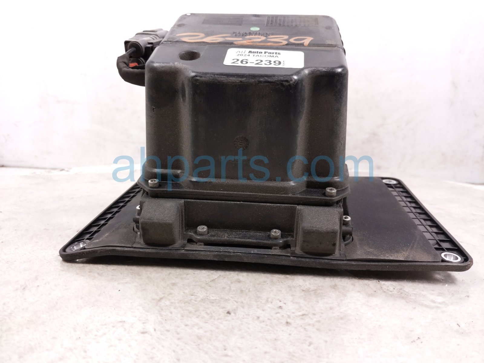 2024 Toyota Tacoma Truck Bed Power Port PT949 35340 Replacement 2024 Toyota Tacoma Truck Bed Power Port PT949 35340 Replacement thumbnail