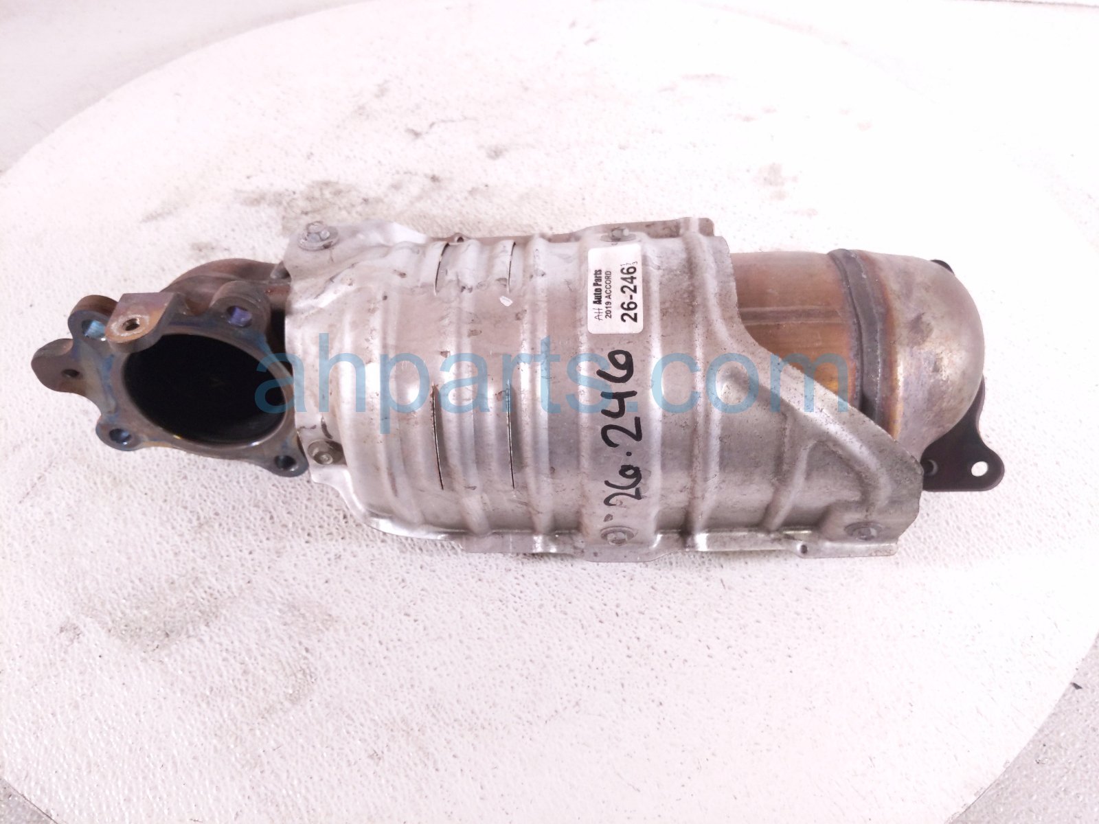 2019 Honda Accord Manifold Exhaust Catalytic Converter 1.5l 18150 6A0 L00 Replacement 2019 Honda Accord Manifold Exhaust Catalytic Converter 1.5l 18150 6A0 L00 Replacement thumbnail