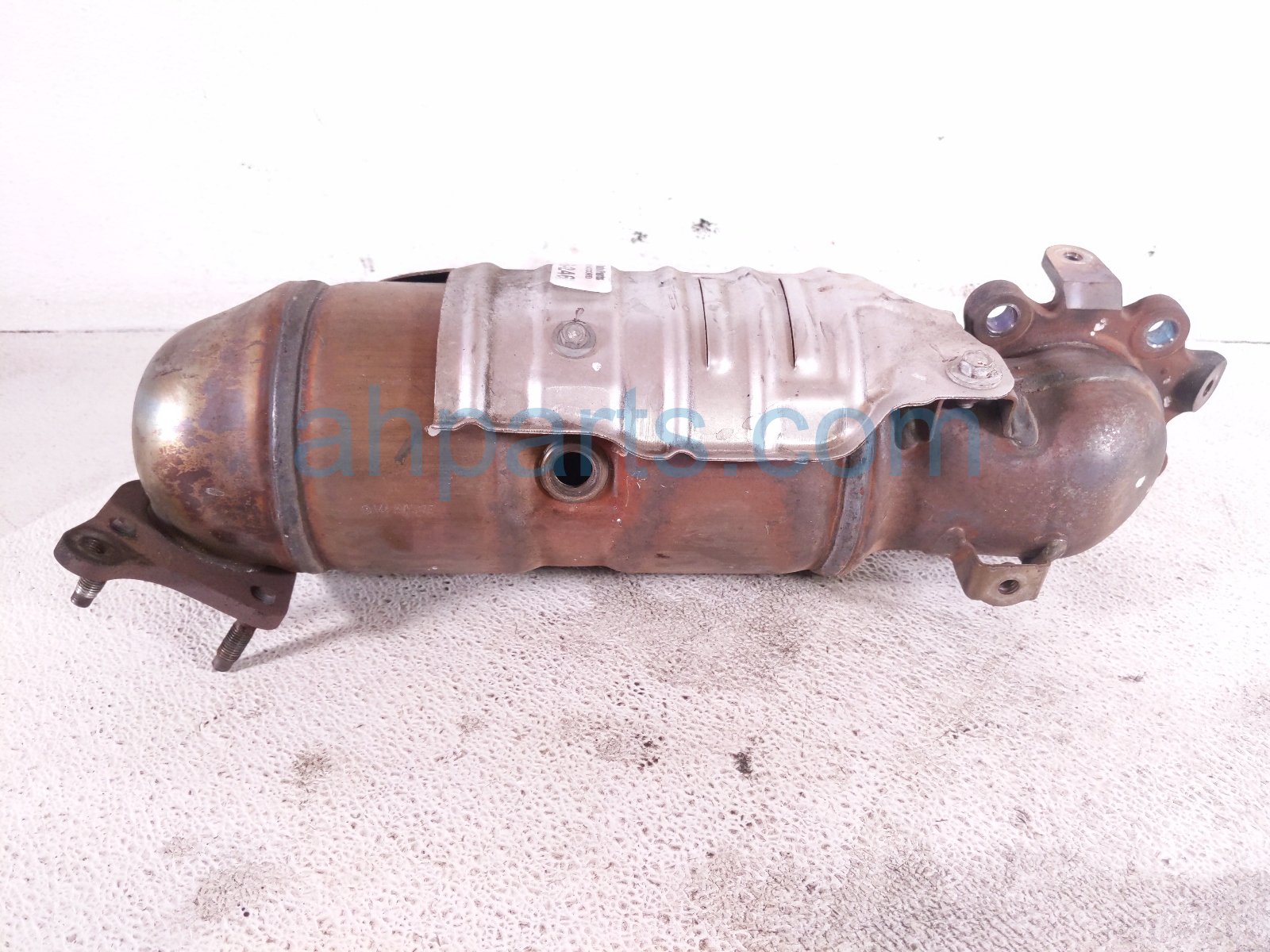 2019 Honda Accord Manifold Exhaust Catalytic Converter 1.5l 18150 6A0 L00 Replacement 2019 Honda Accord Manifold Exhaust Catalytic Converter 1.5l 18150 6A0 L00 Replacement thumbnail