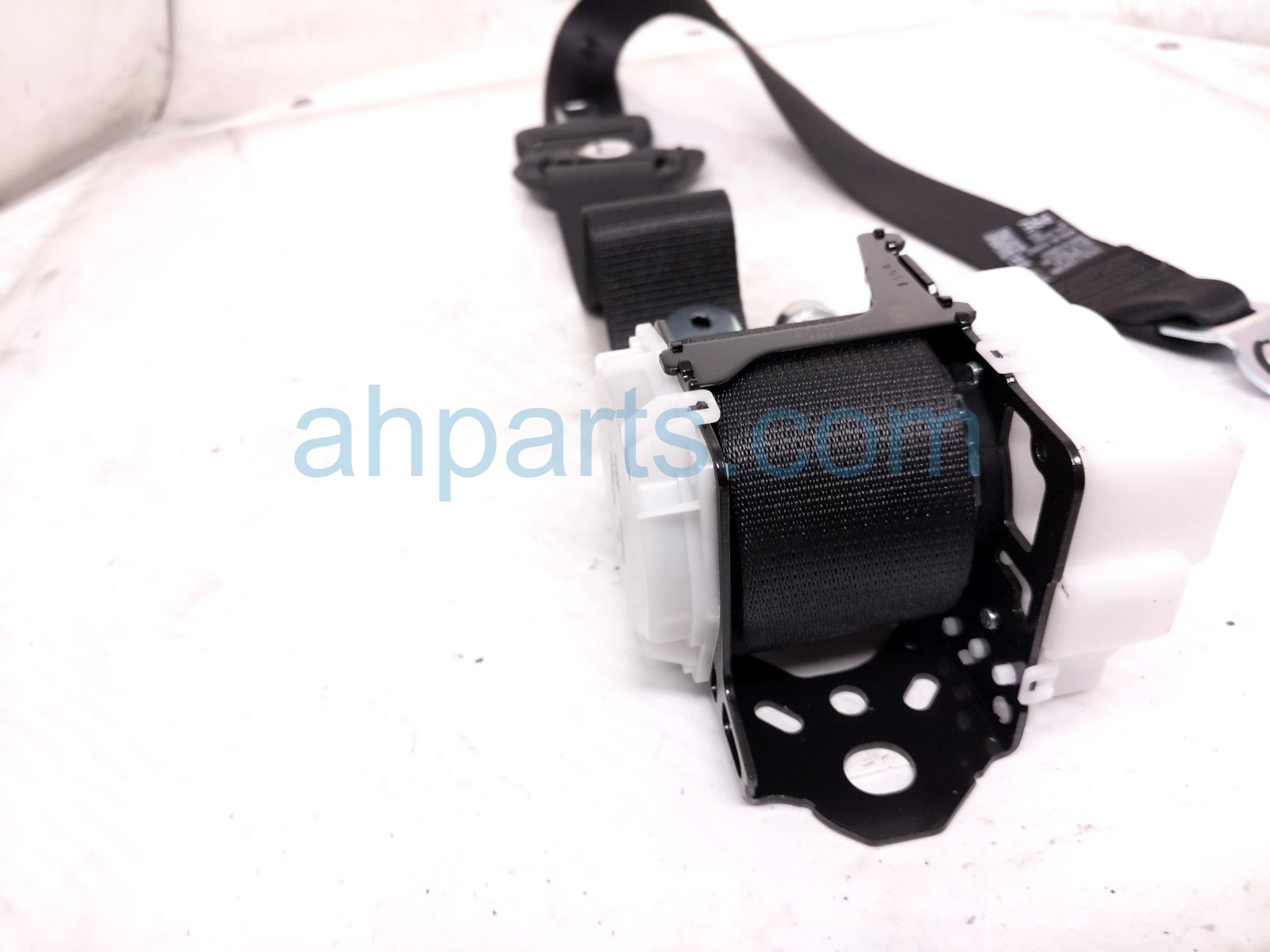 2026 Toyota Camry Front Passenger Seat Belt Black 73210 06420 C4 Replacement 2026 Toyota Camry Front Passenger Seat Belt Black 73210 06420 C4 Replacement thumbnail
