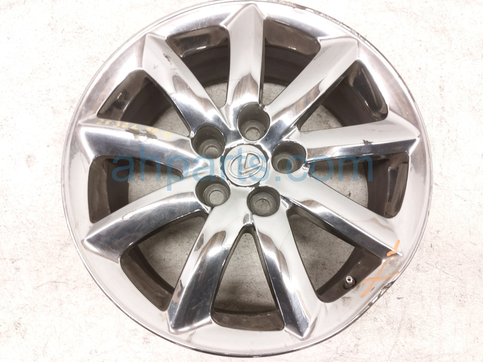 $99 Lexus FR/RH WHEEL / RIM - LIGHT CURB