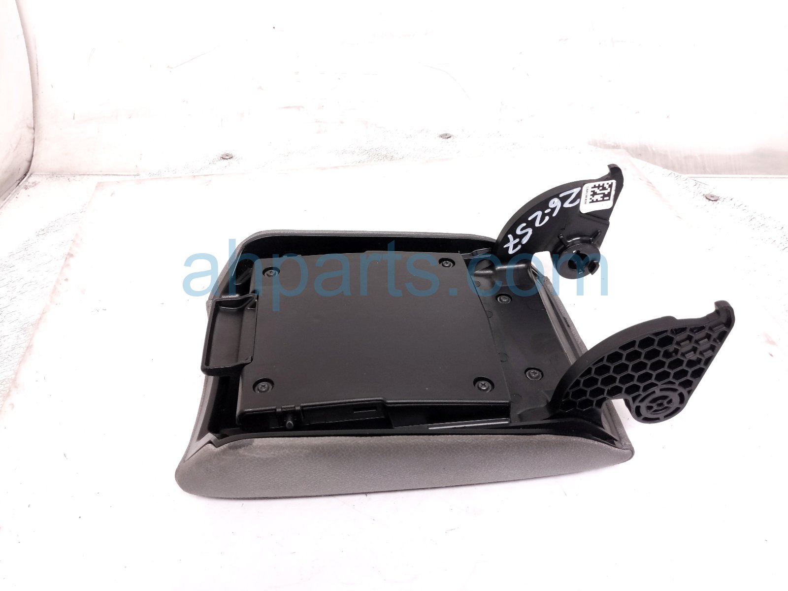 2021 Honda CR V Center Console Lid/armrest Black 83402 TLA A02ZC Replacement 2021 Honda CR V Center Console Lid/armrest Black 83402 TLA A02ZC Replacement thumbnail