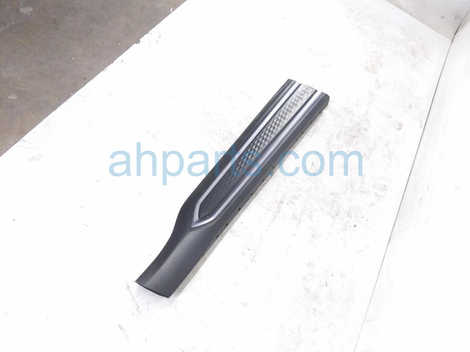 2025 Subaru Forester Front Driver Door Molding Trim black 91112SL350 Replacement 2025 Subaru Forester Front Driver Door Molding Trim black 91112SL350 Replacement thumbnail