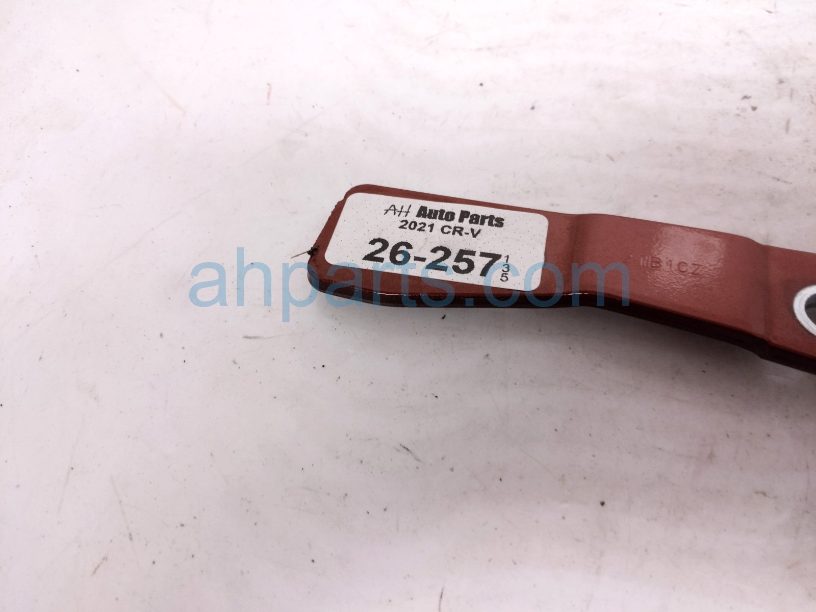 2021 Honda CR V Driver Tailgate Hinge Red 68260 TLA A01ZZ Replacement 2021 Honda CR V Driver Tailgate Hinge Red 68260 TLA A01ZZ Replacement thumbnail